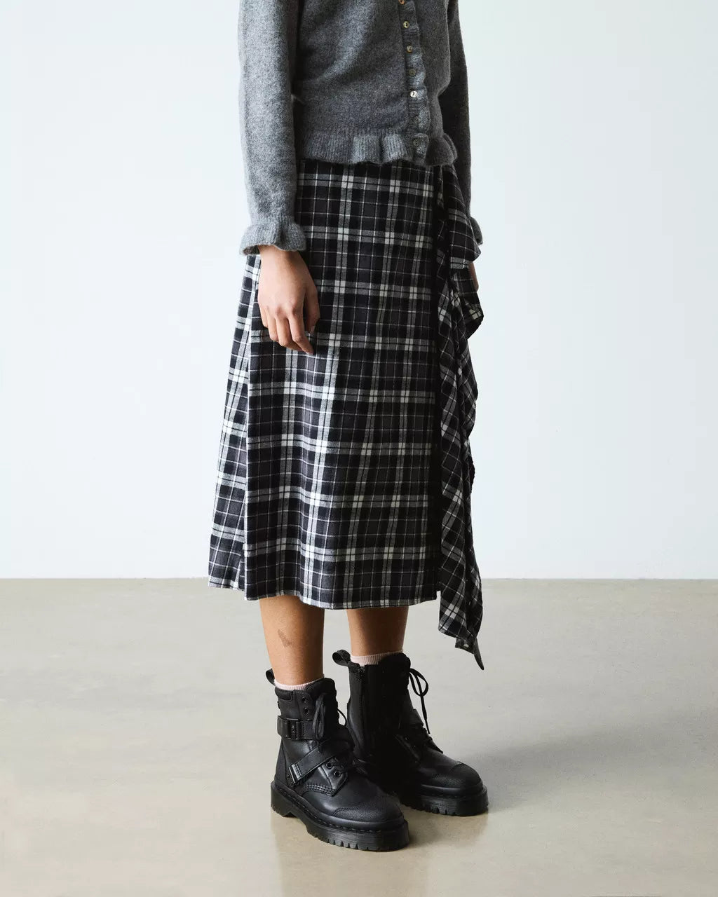 dr-martens-1460-bex-tech-strap-maiharit-musta-2