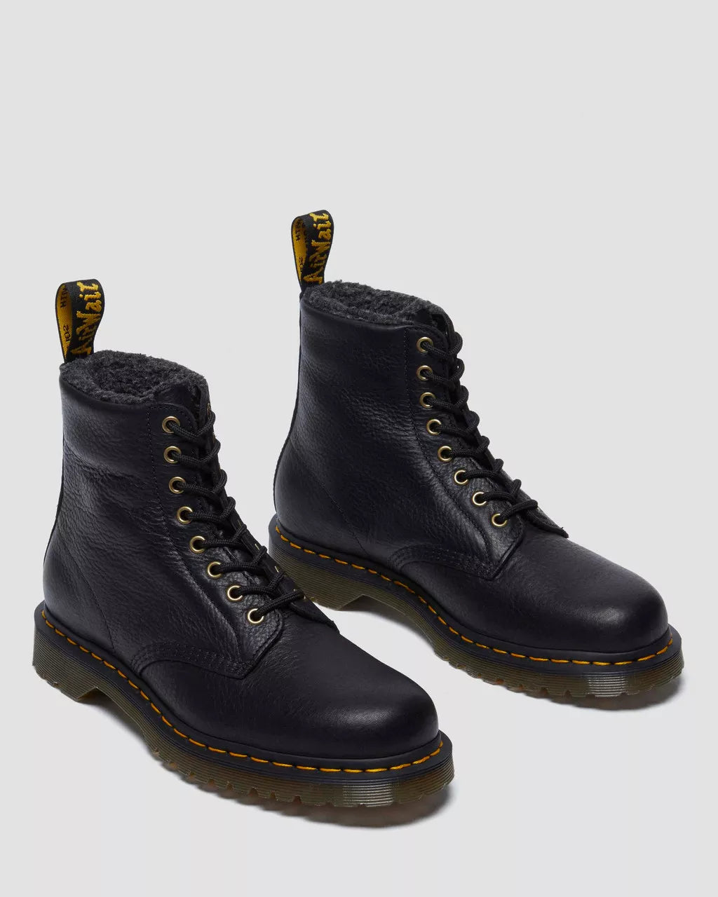 dr-martens-miesten-kengat-black-grizzly-boot-winter-lining-musta-1