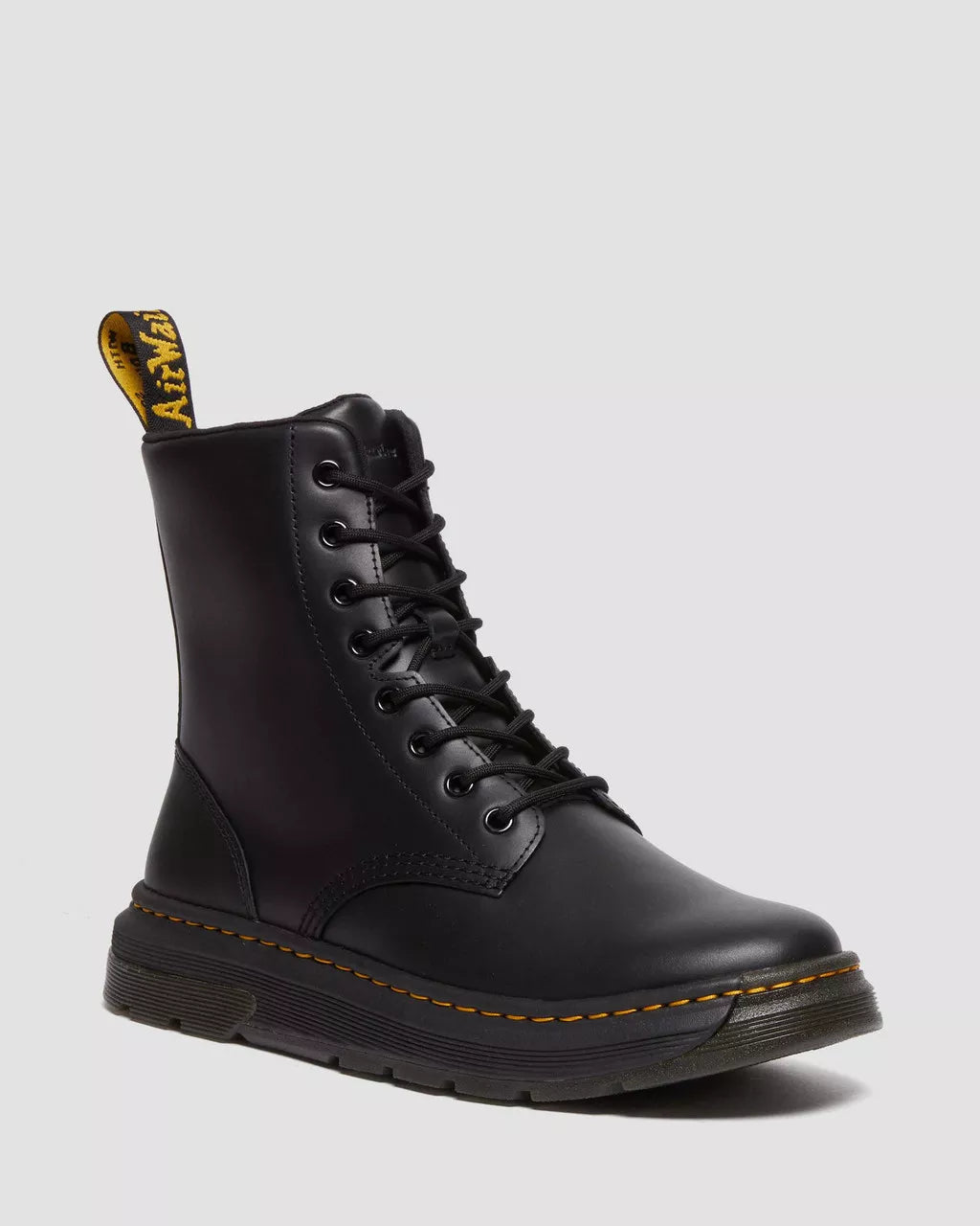 dr-martens-miesten-maiharit-crewson-black-light-and-comfy-musta-1