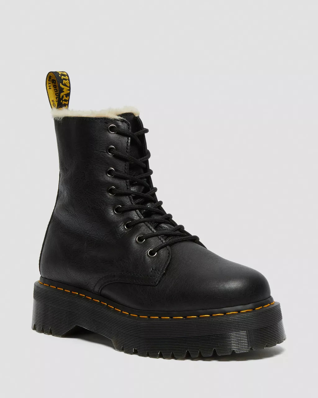 dr-martens-naisten-kengat-jadon-fl-musta-1