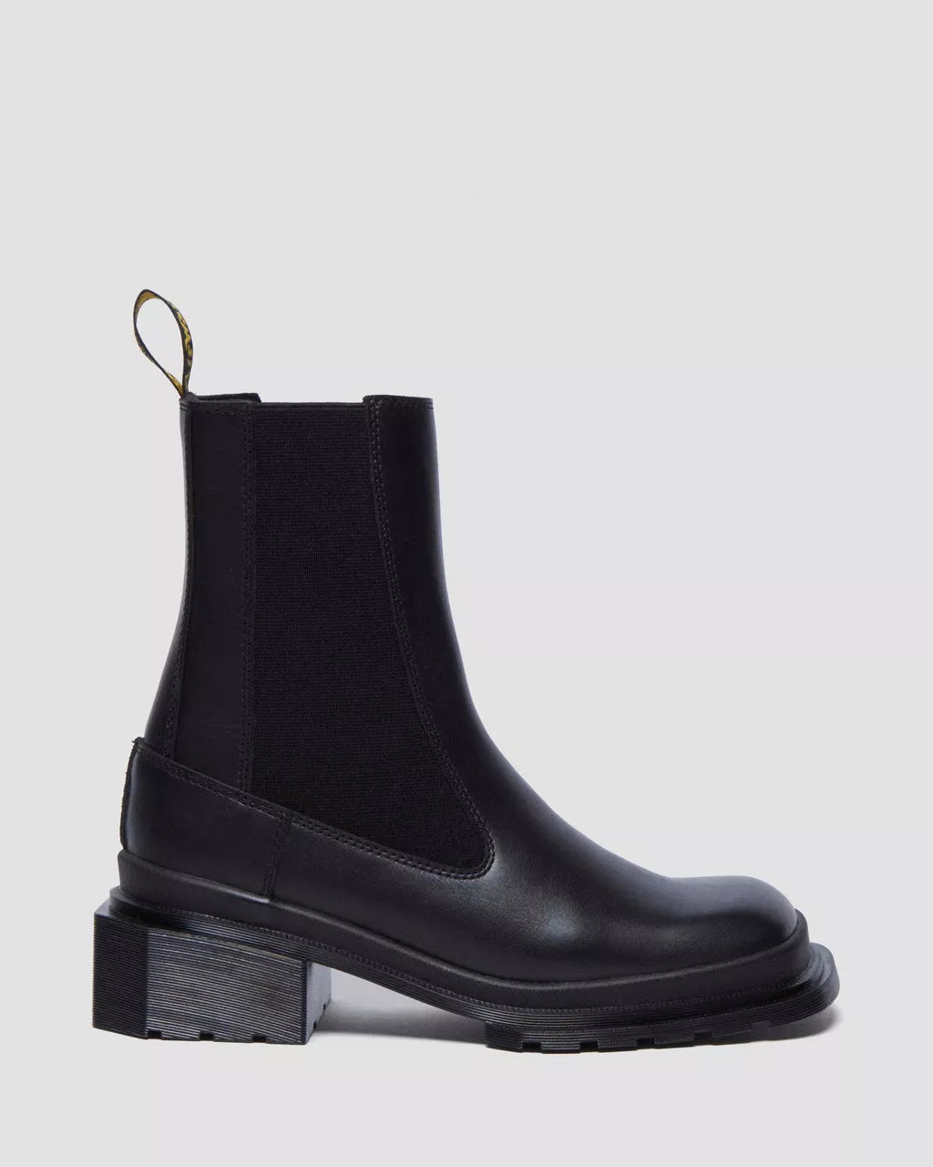 dr-martens-naisten-nilkkurit-maybole-chelsea-musta-4