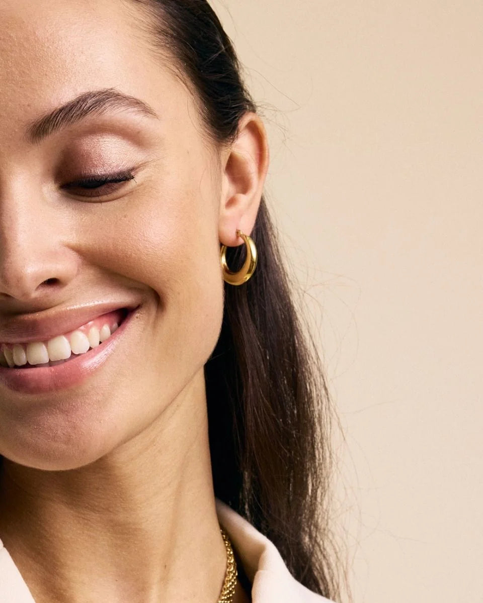 Edblad naisten korvakorut Flow Hoops S, Gold pleated