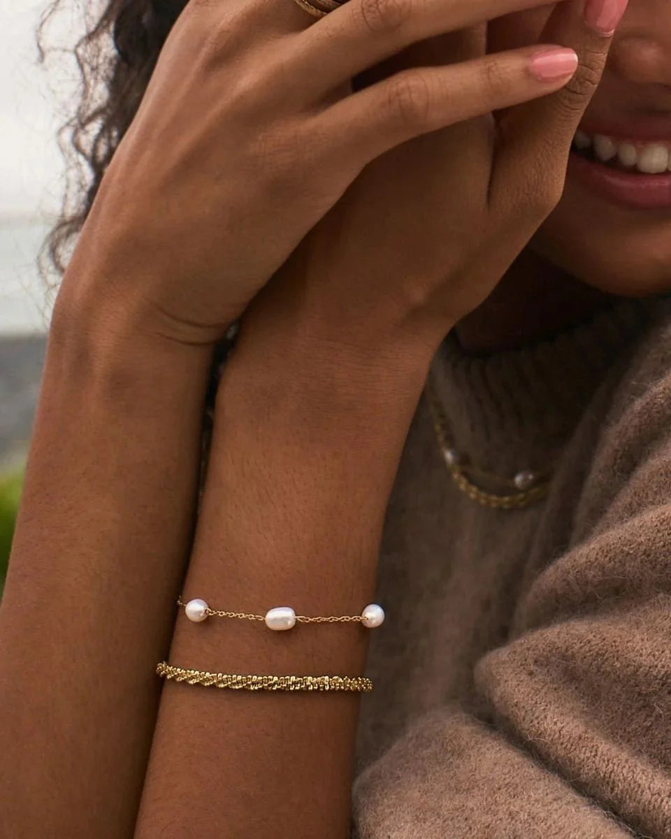 Edblad naisten rannekoru Perla Bracelet Multi, Gold pleated