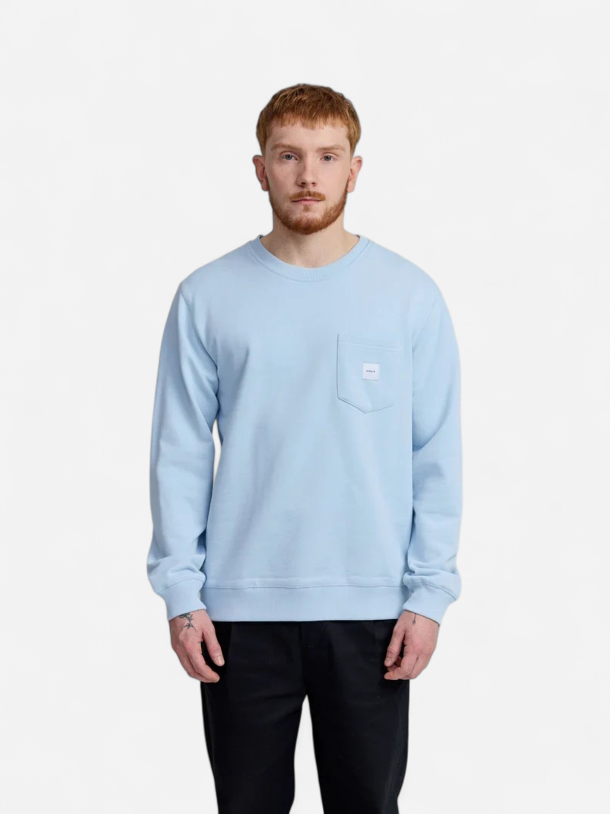 Makia miesten collegepaita Square Pocket Sweatshirt, vaaleansininen - Kekäle.fi