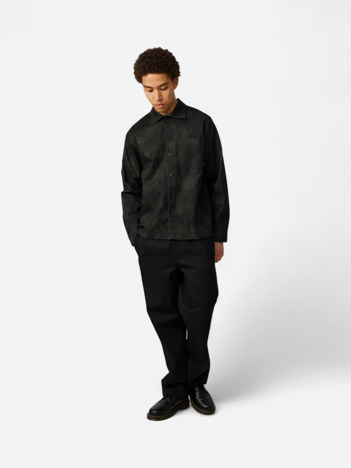 Makia miesten paitatakki Fleurine Overshirt, musta kuosillinen - Kekäle.fi