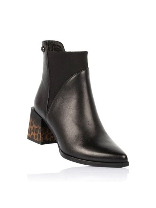 fuzz-nilkkuri-musta-1