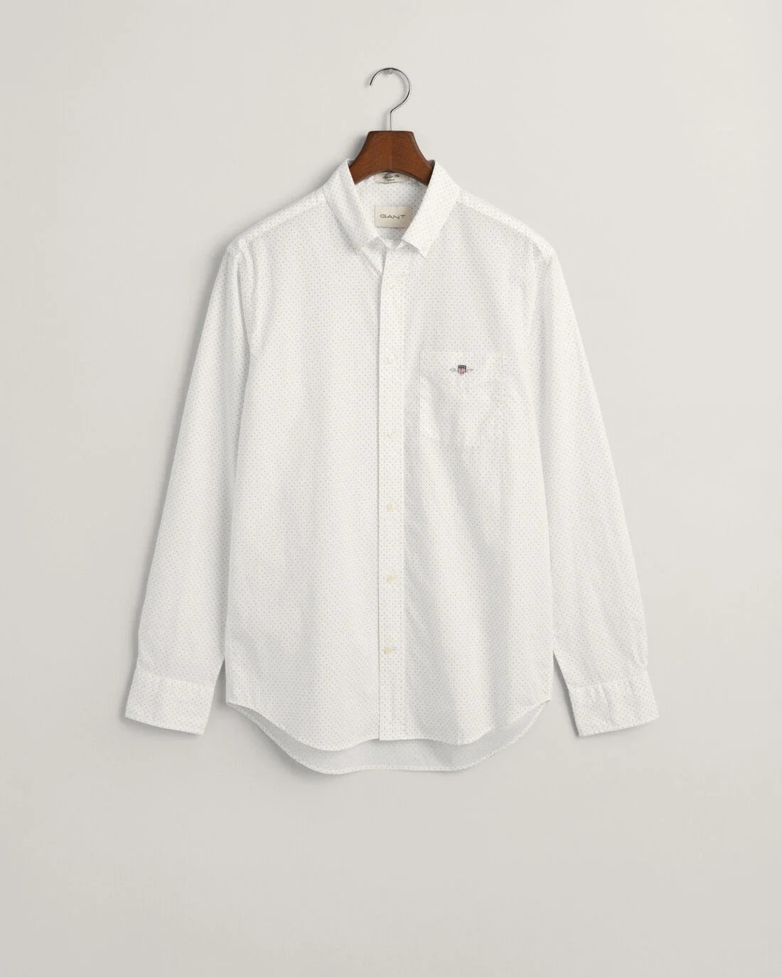 gant-kauluspaita-micro-dot-poplin-shirt-valkopohjainen-kuosi-1