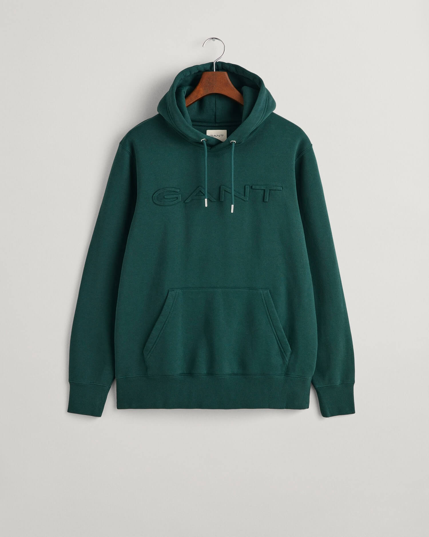gant-miesten-huppari-embossed-sweat-hoodie-armeijanvihrea-1
