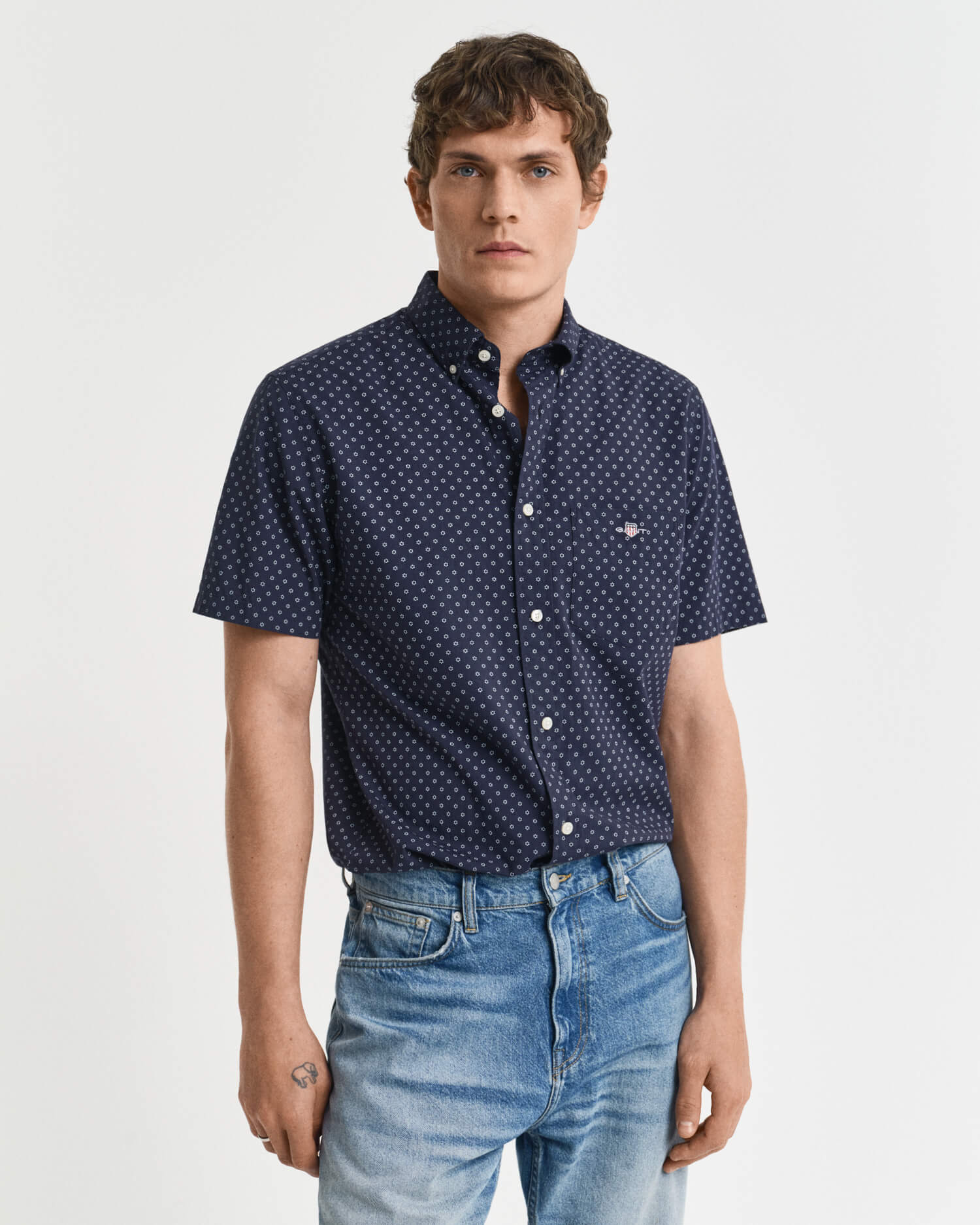 gant-miesten-lyhythihainen-kauluspaita-reg-micro-print-ss-shirt-sininen-kuosi-3