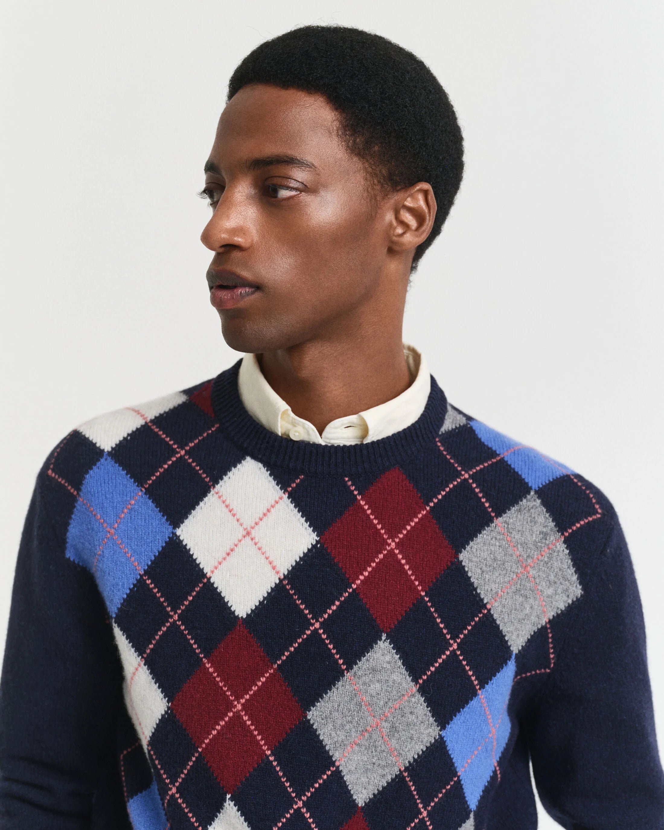 gant-miesten-neule-argyle-c-neck-sininen-kuosi-3