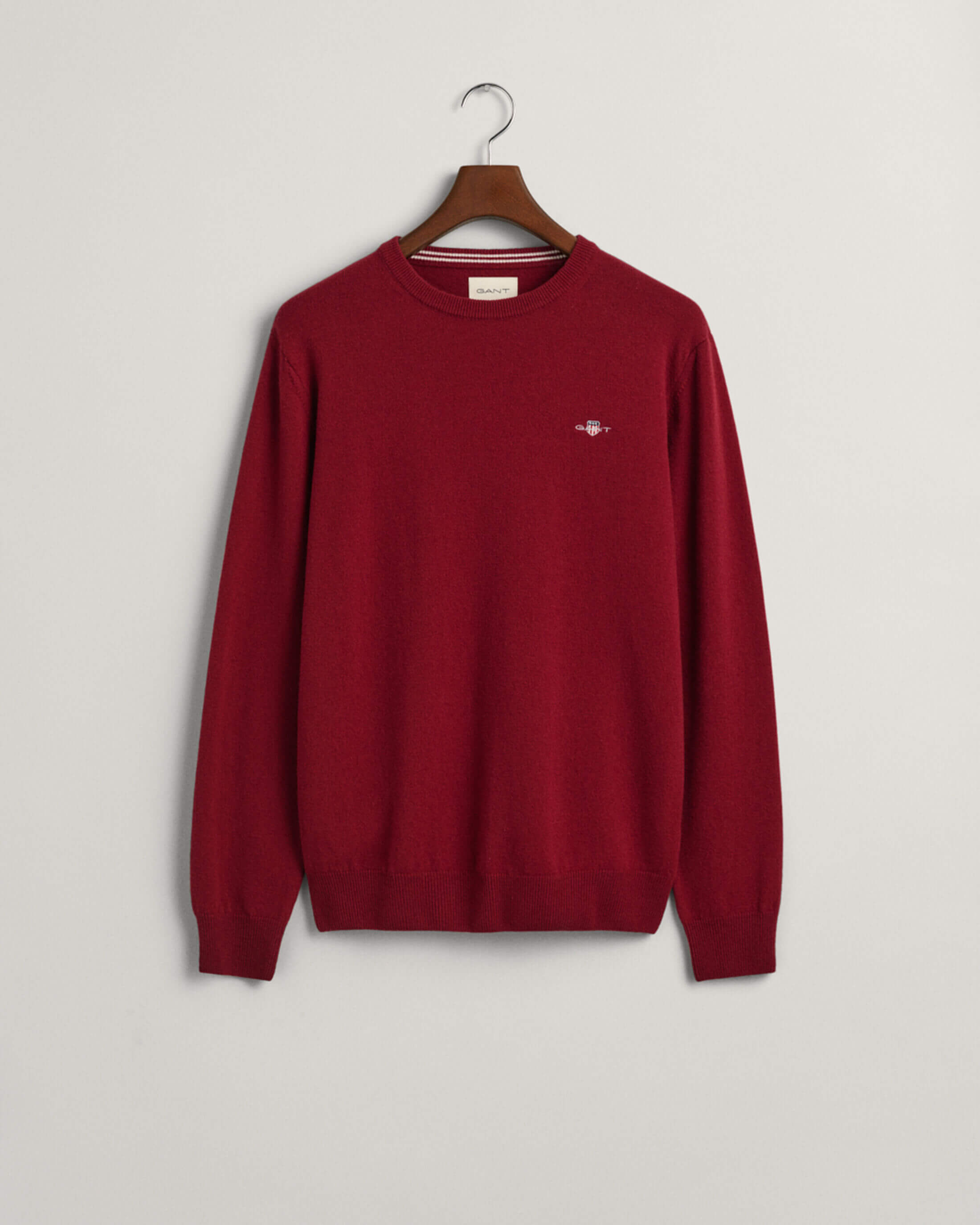 gant-miesten-neulepaita-superfine-lambswool-c-neck-viininpunainen-3