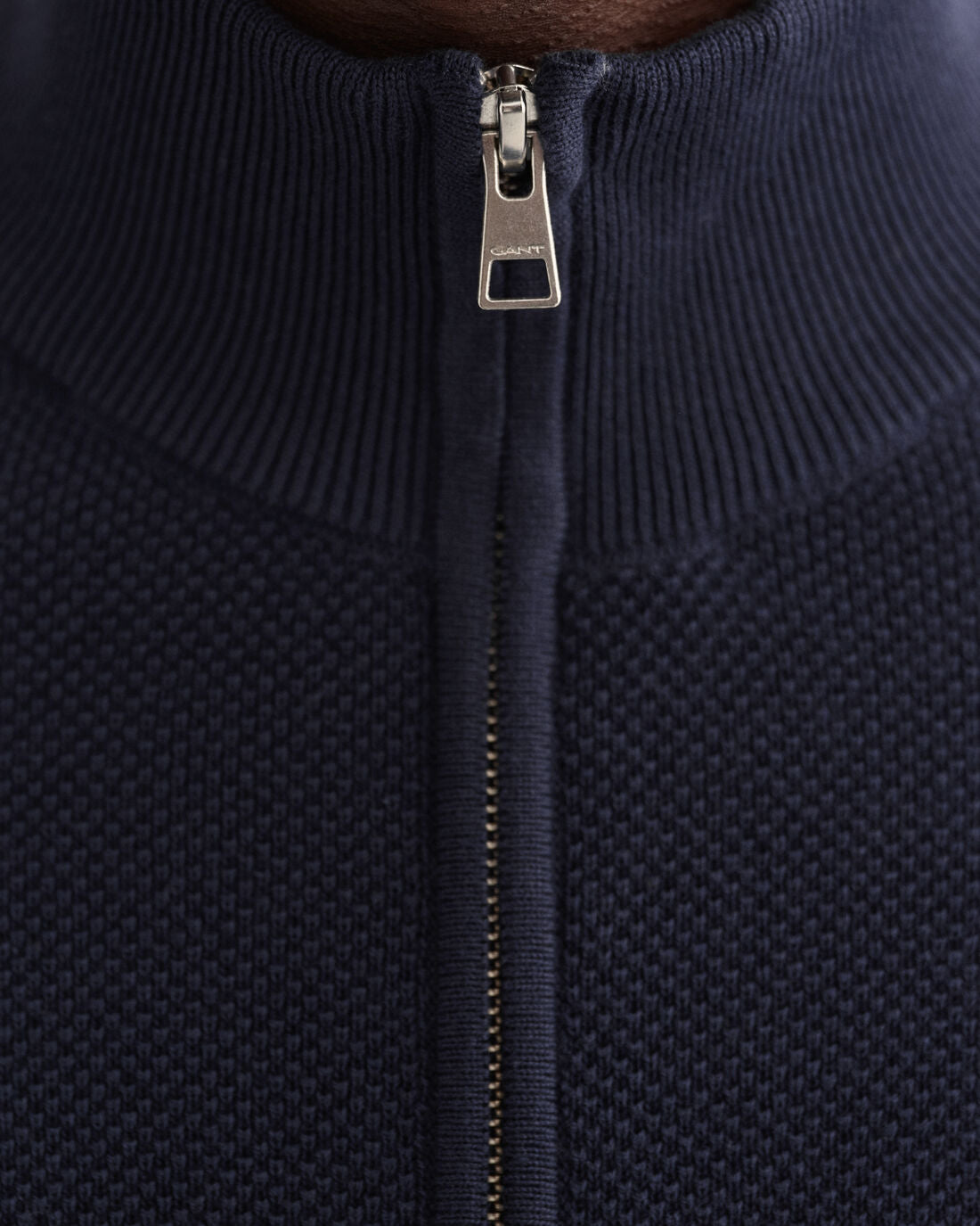 gant-miesten-neuletakki-cotton-pikee-zip-cardigan-tummansininen-3