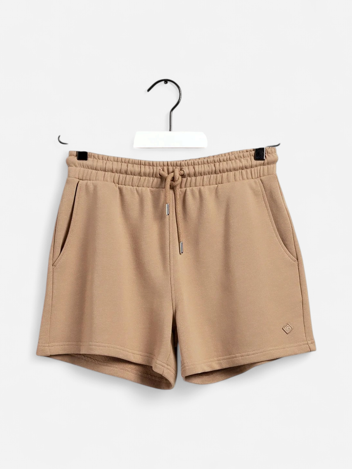 Gant Naisten Collegeshortsit REL ICON G SHORTS Vaalea Beige - Kekäle.fi