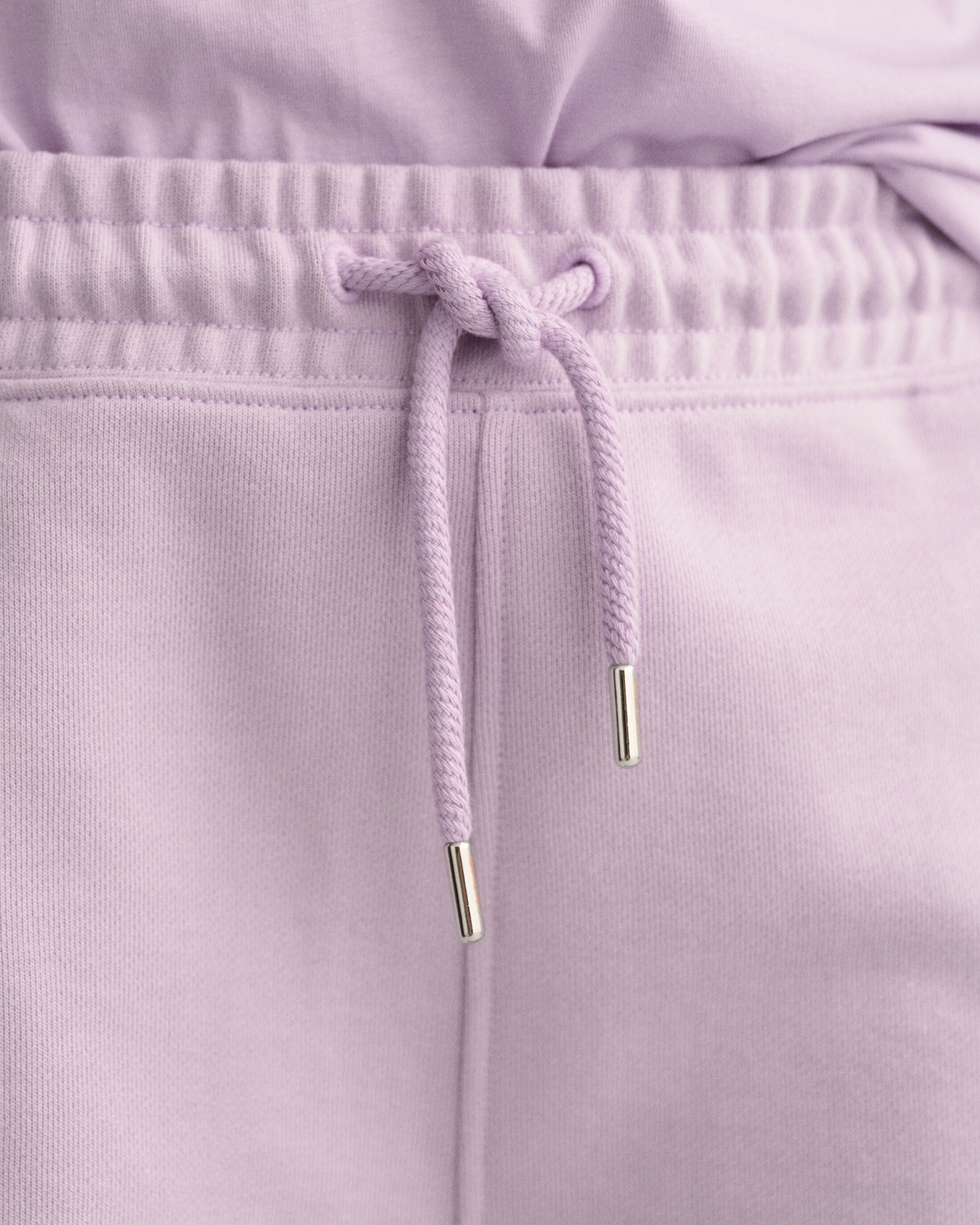 gant-naisten-collegeshortsit-rel-icon-g-shorts-vaalea-lila-3