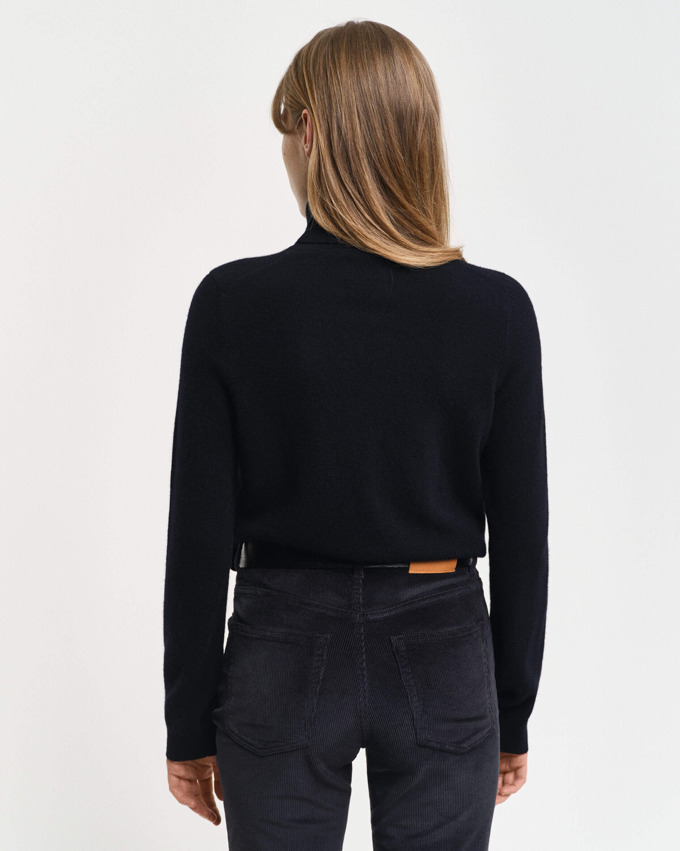 gant-naisten-pooloneule-extrafine-lambswool-rollneck-musta-2
