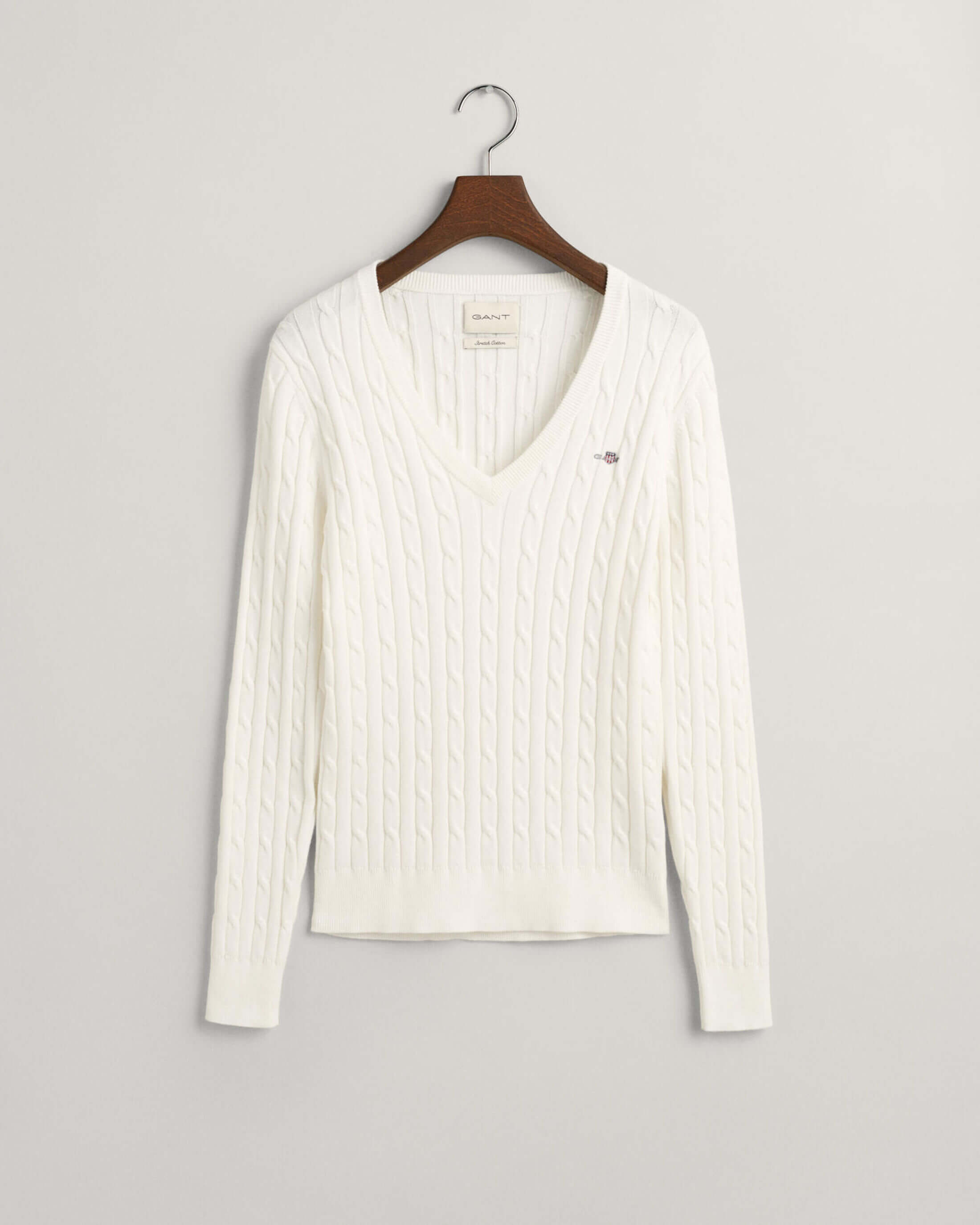 gant-neule-stretch-cotton-cable-v-neck-valkoinen-3