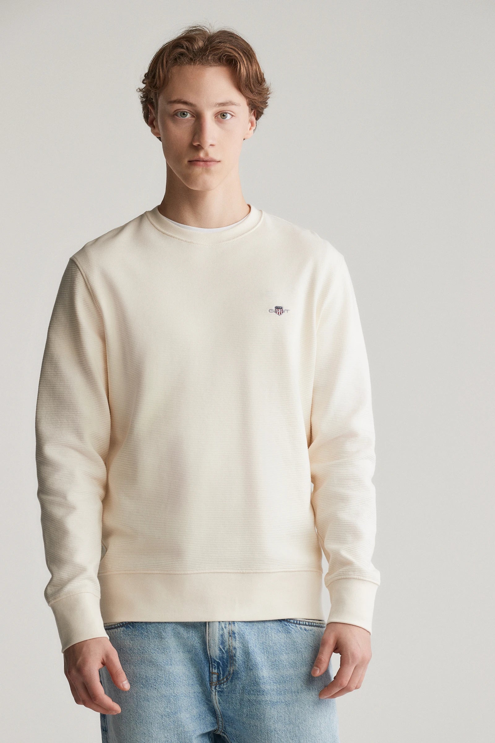 gant-texture-c-neck-sweat-miesten-neule-luonnonvalkoinen-1