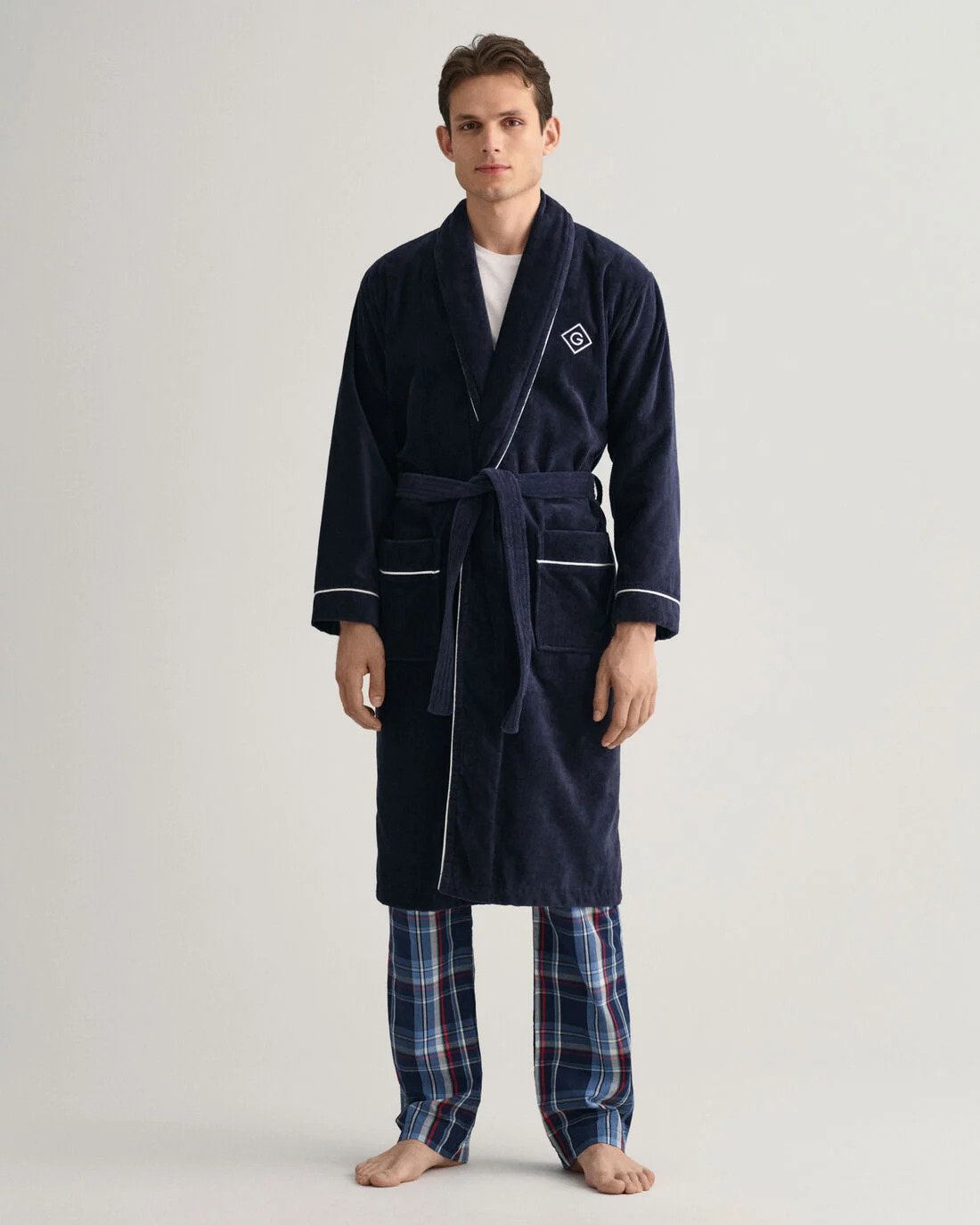 gant-unisex-kylpytakki-icon-g-robe-tummansininen-1