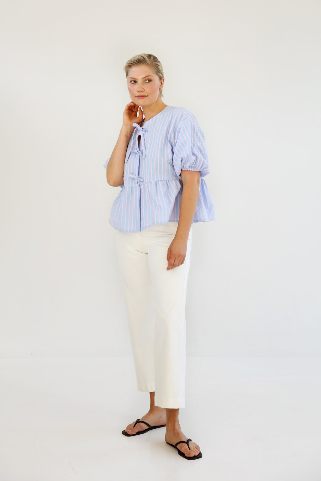 gauhar-naisten-paita-hanna-shirt-raidallinen-sininen-1