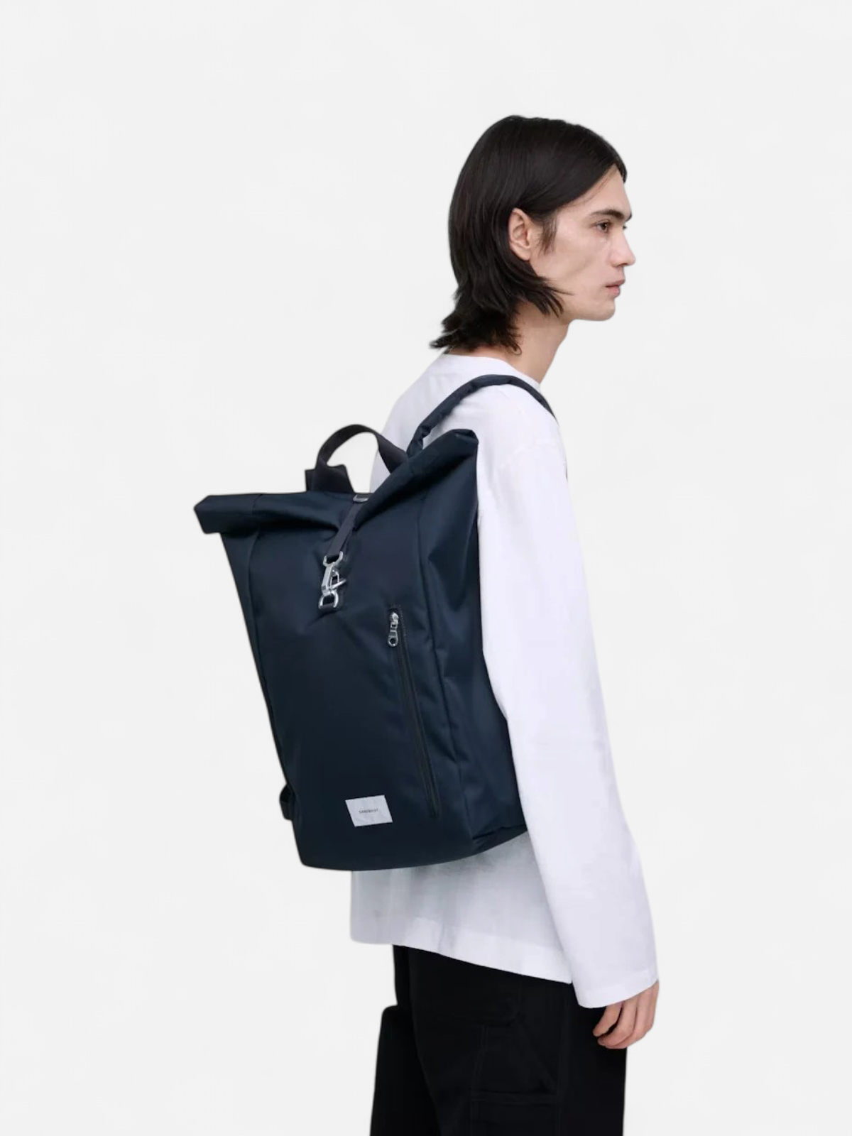 Sandqvist unisex reppy GROUND Rolltop Backpack L, tummansininen - Kekäle.fi