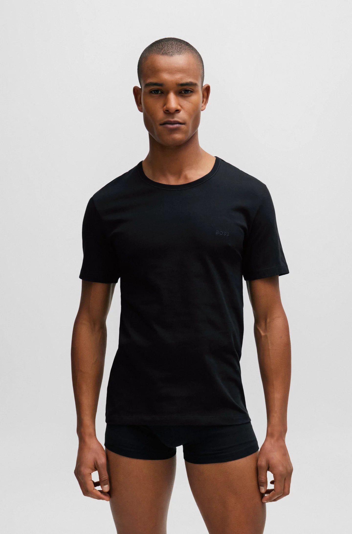 hugo-boss-miesten-t-paita-tshirt-rn-nos-musta-1
