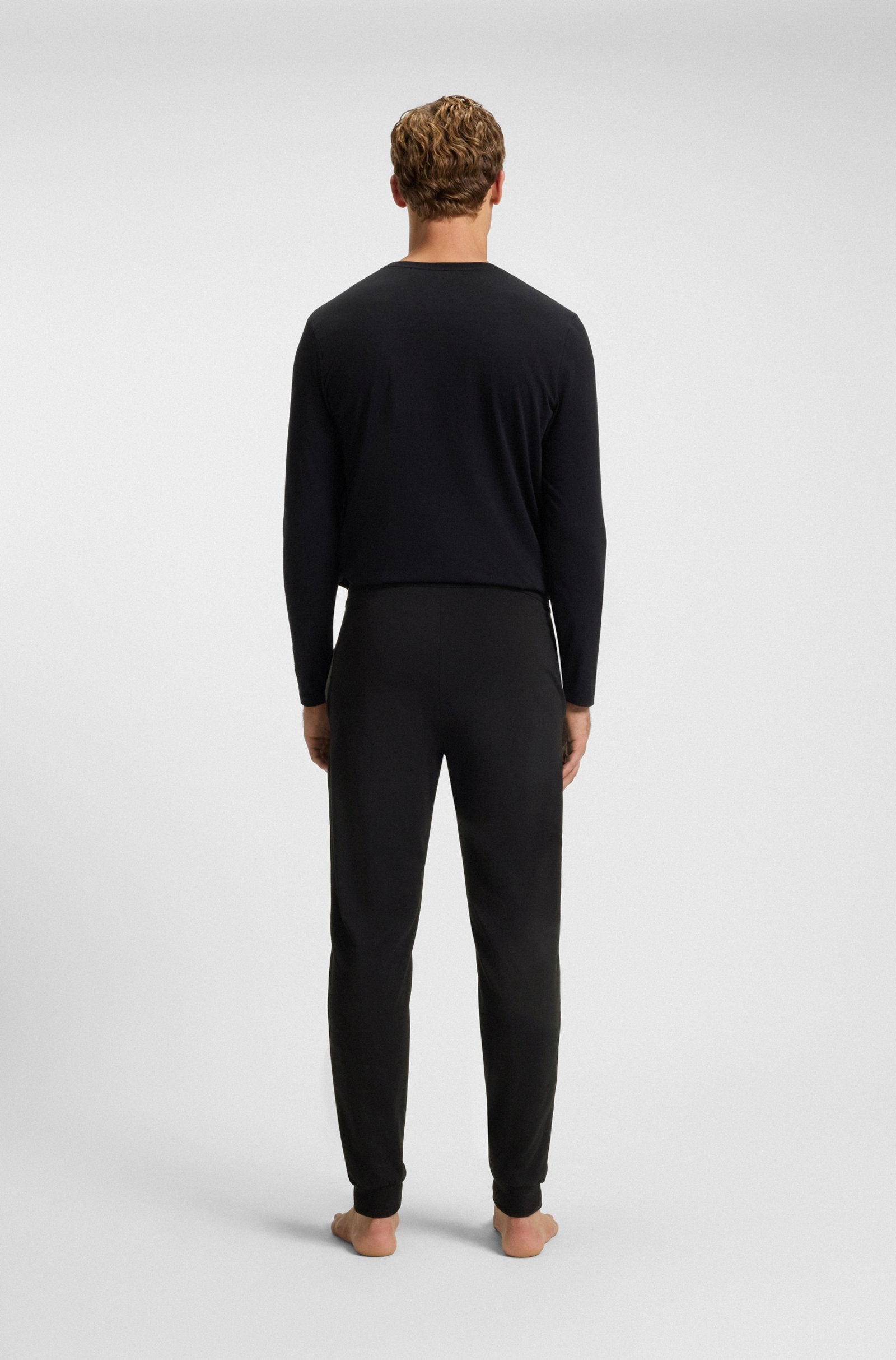 hugo-boss-miesten-verryttelyhousut-mix-match-pants-musta-2