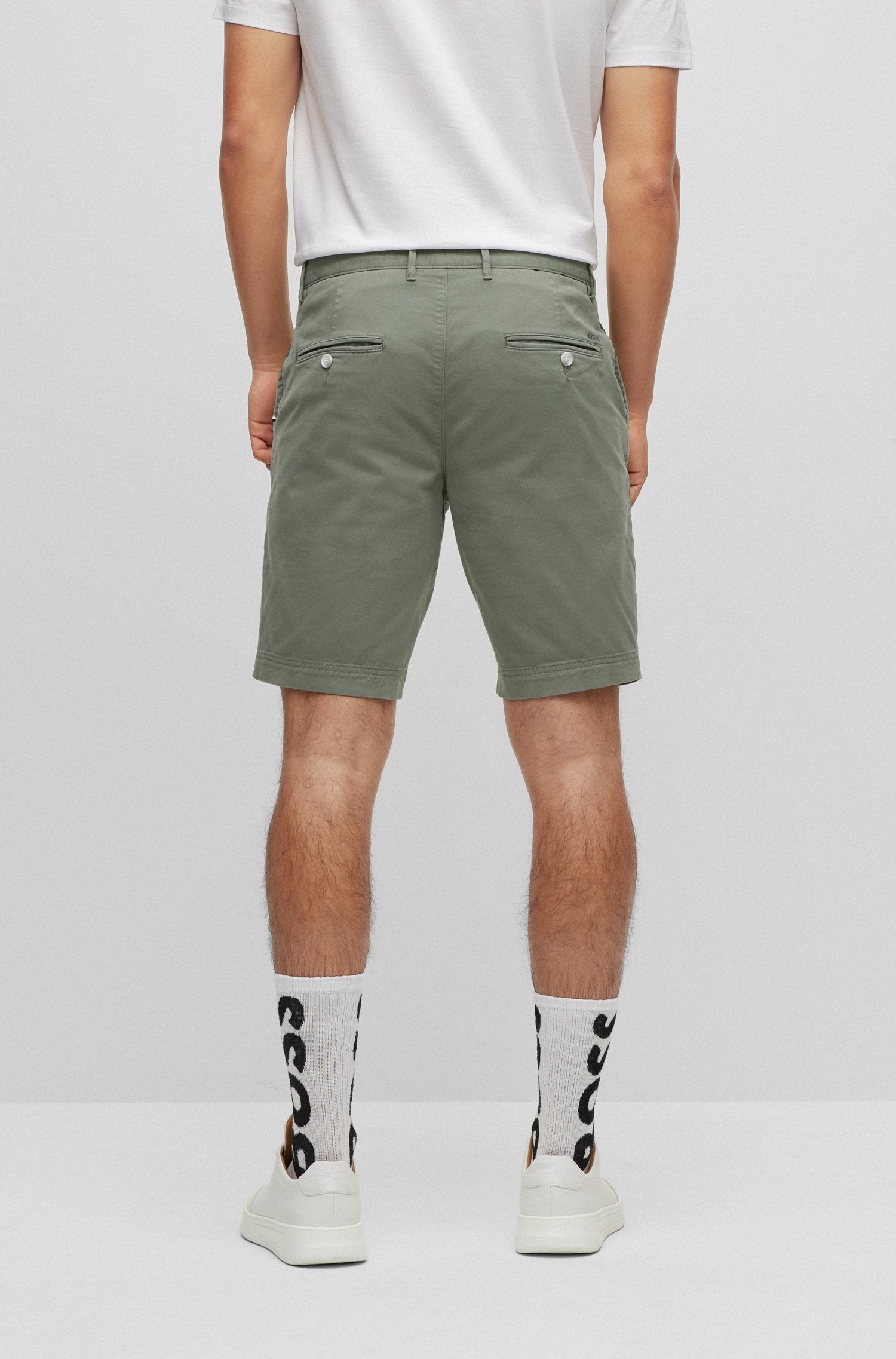 hugo-boss-shortsit-slice-shorts-armeijanvihrea-2