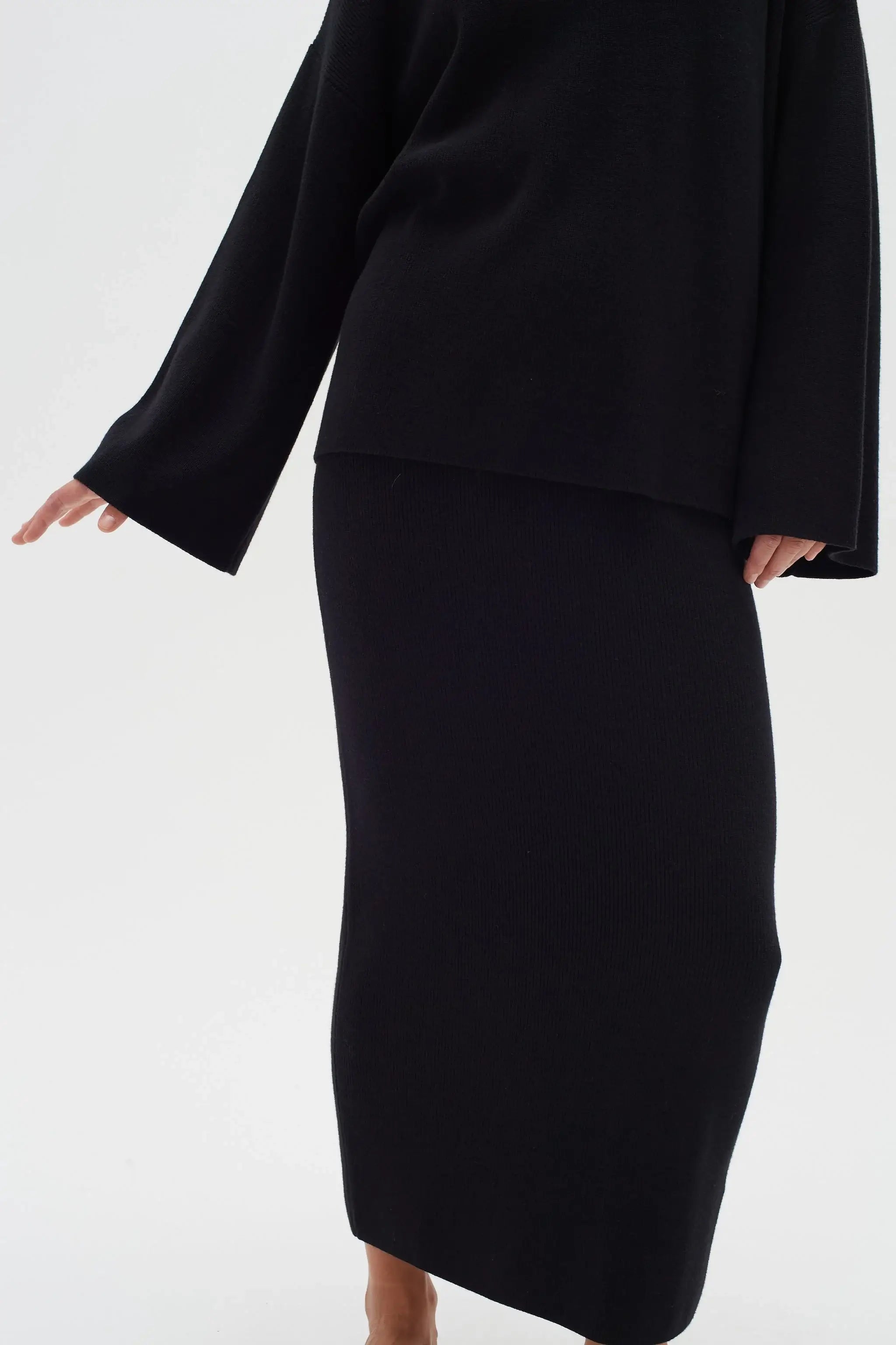 inwear-naisten-hame-rafeeiw-skirt-black-2