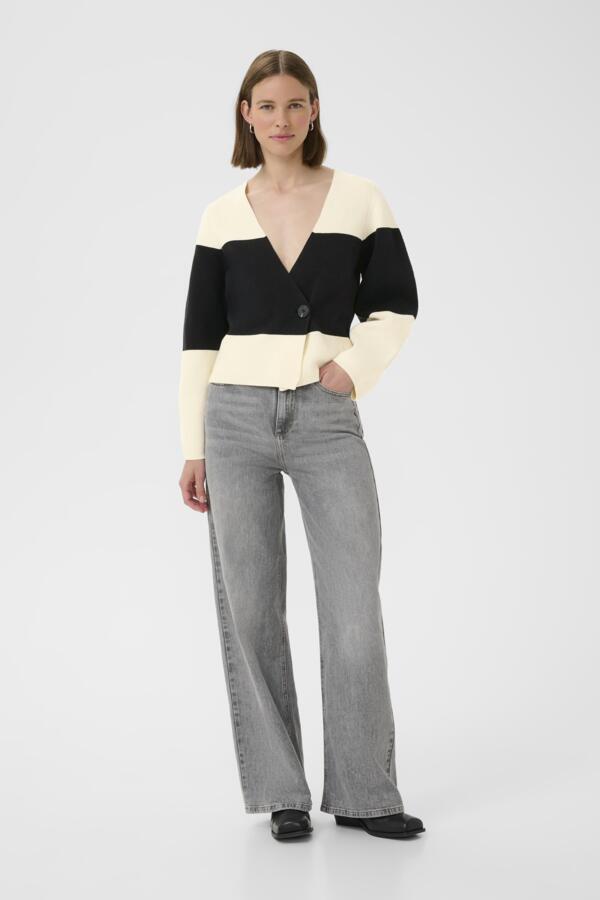 inwear-naisten-neuletakki-kayllaiw-cardigan-whisper-white-black-5
