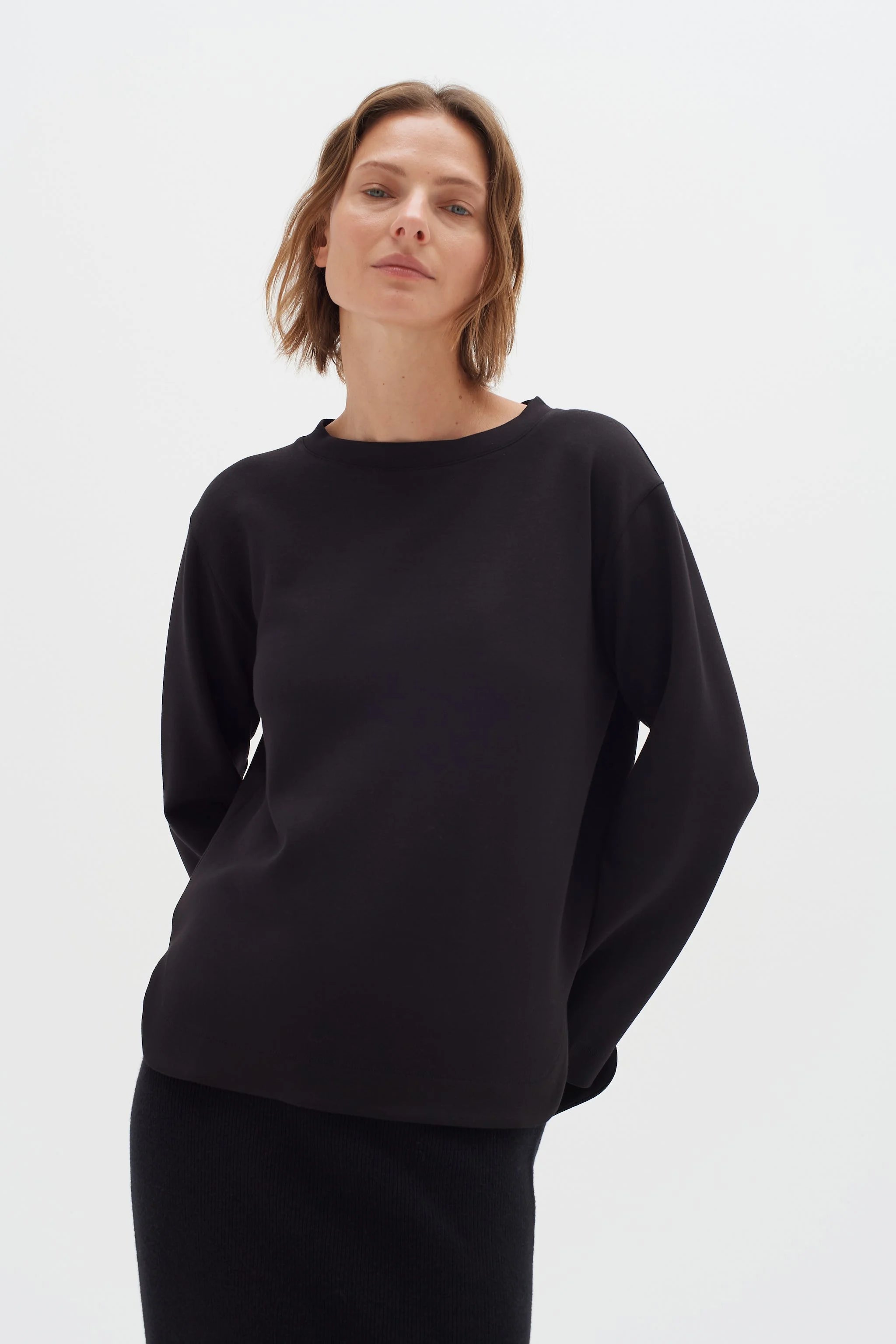 inwear-naisten-pusero-gincentiw-crewneck-black-1