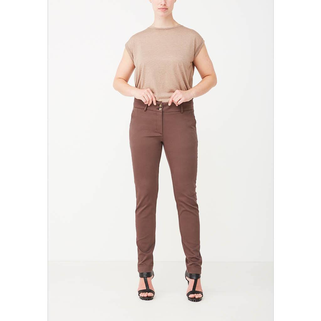 isay-naisten-housut-chino-pant-tummanruskea-1