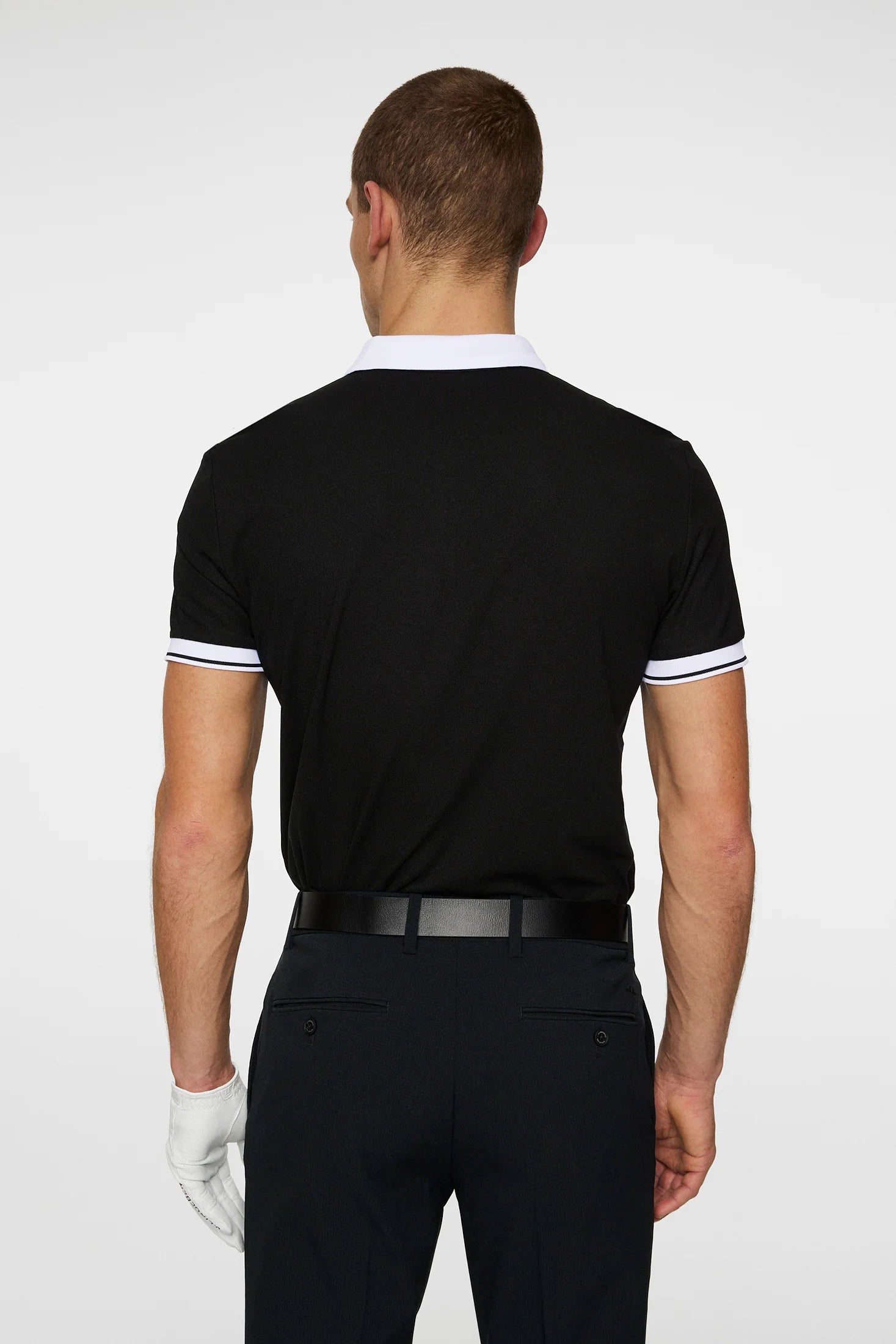 j-lindeberg-miesten-pikeepaita-bay-slim-polo-golf-musta-3