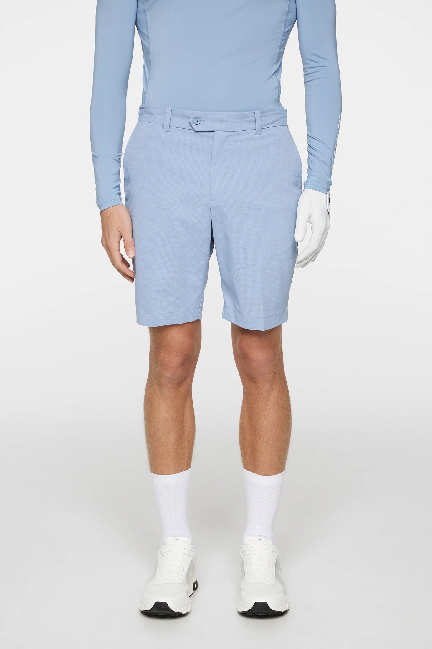 j-lindeberg-miesten-shortsit-vent-shorts-golf-vaaleansininen-1