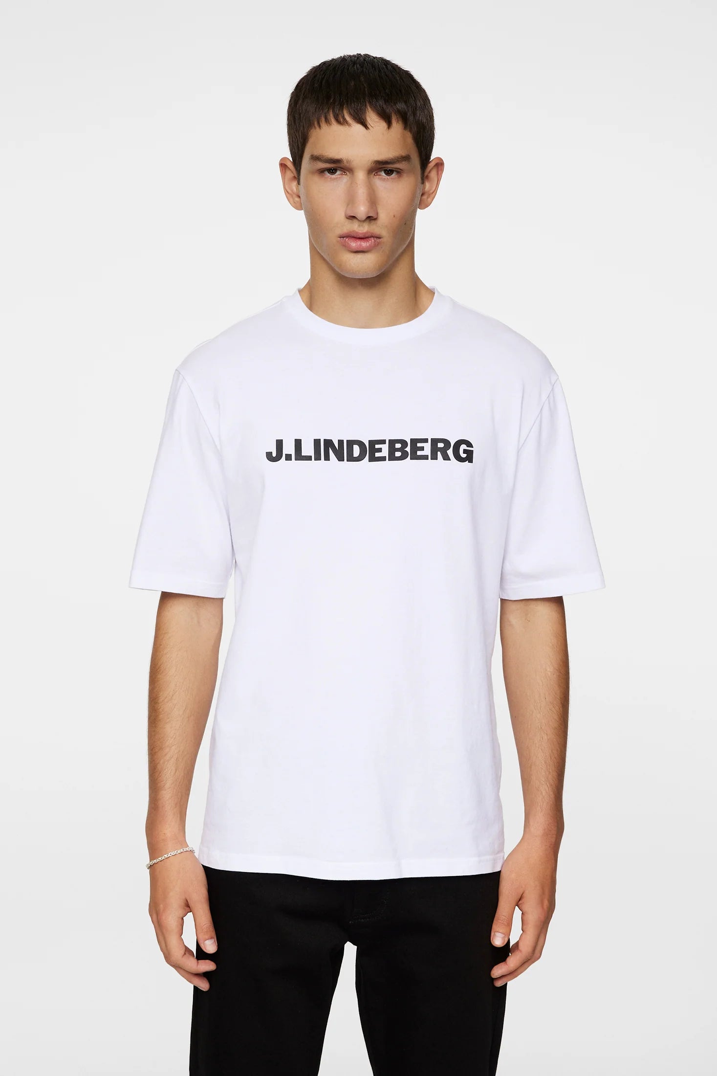 j-lindeberg-miesten-t-paita-parcy-logo-tee-valkoinen-1