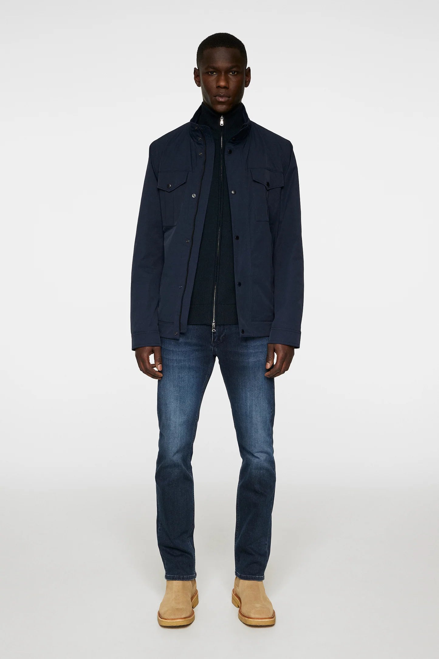 j-lindeberg-miesten-takki-bailey-poly-jacket-tummansininen-4