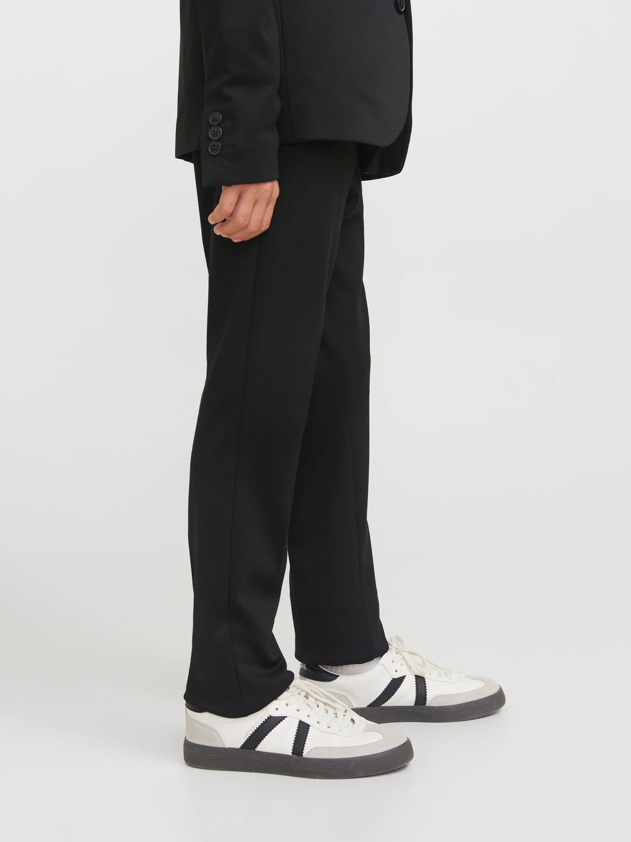 jack-jones-junior-lasten-puvunhousut-jjejaxon-jersey-trouser-noos-jnr-musta-4