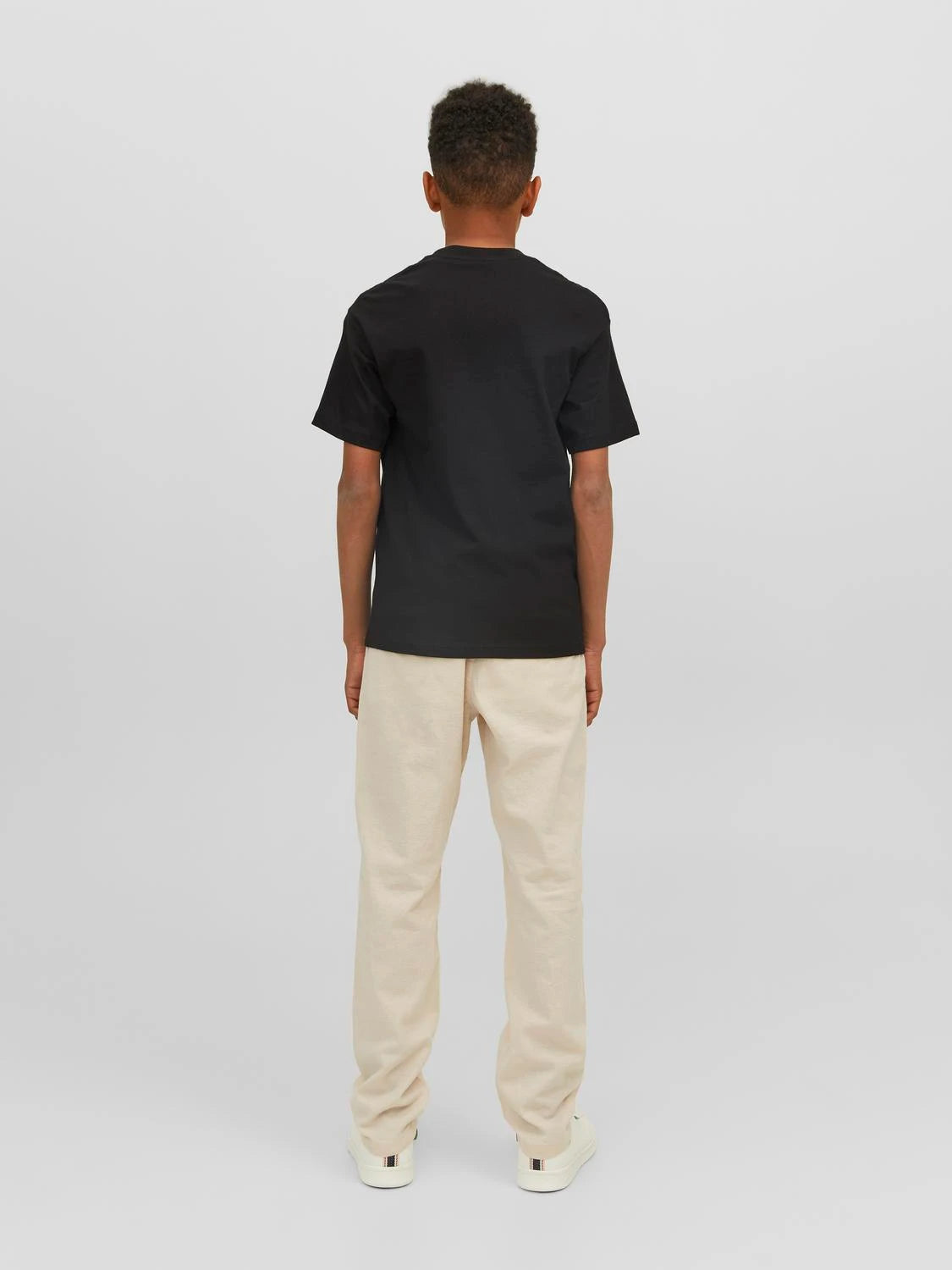 jack-jones-junior-lasten-t-paita-jorvesterbro-tee-ss-crew-neck-musta-2