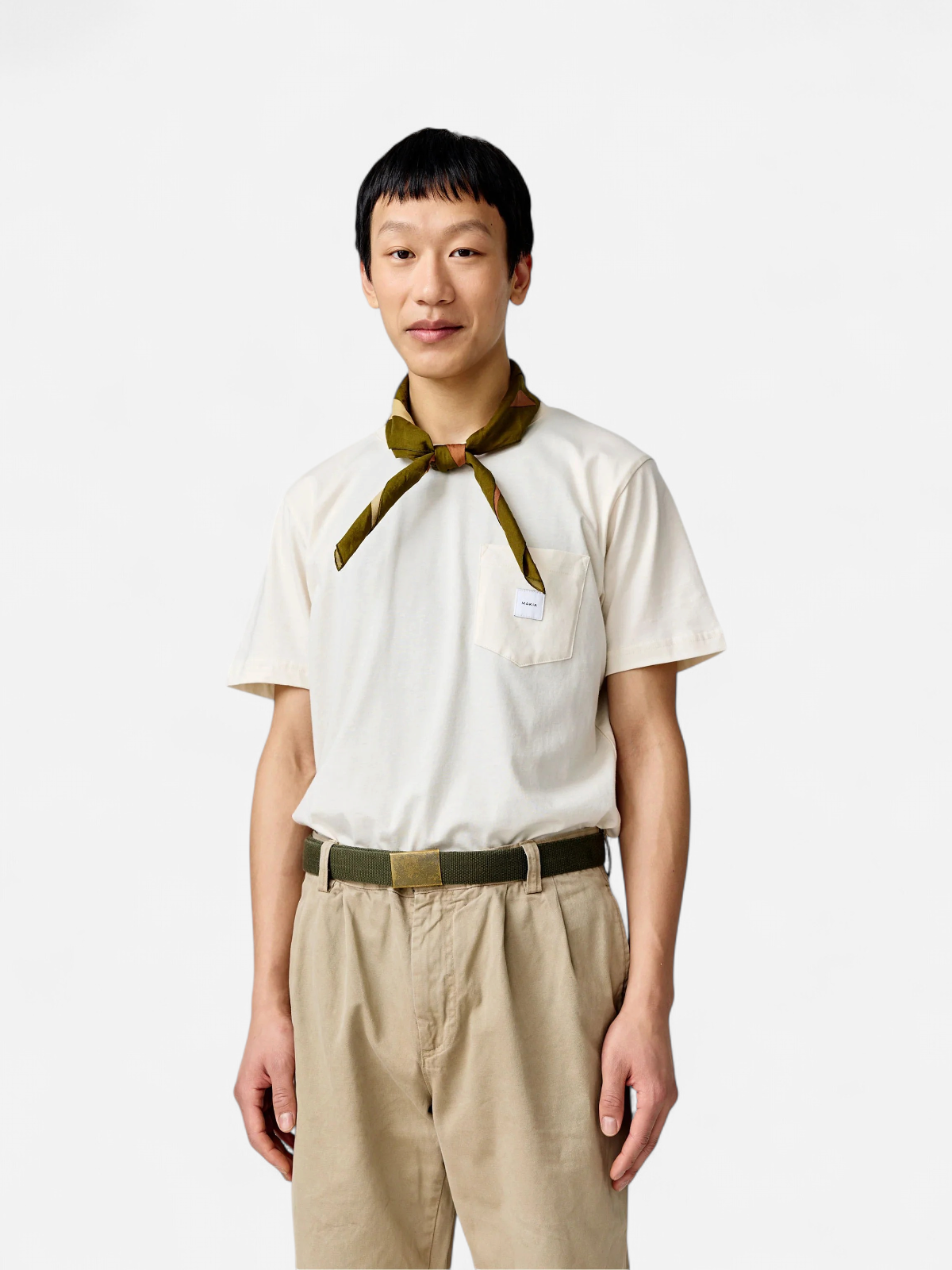 Makia miesten t-paita K Square Pocket t-shirt, luonnonvalkoinen - Kekäle.fi