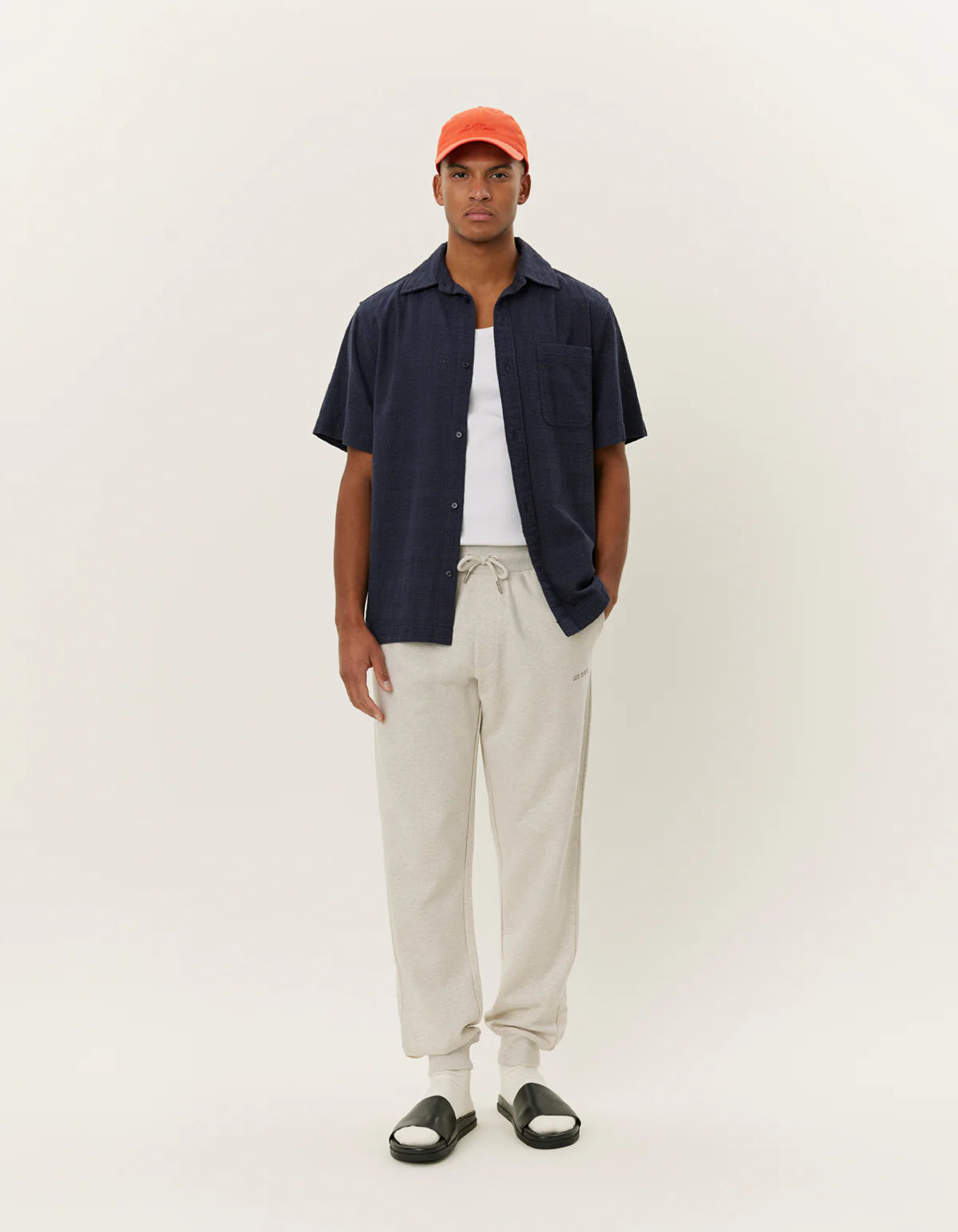 les-deux-miesten-paita-charlie-ss-shirt-tummansininen-1