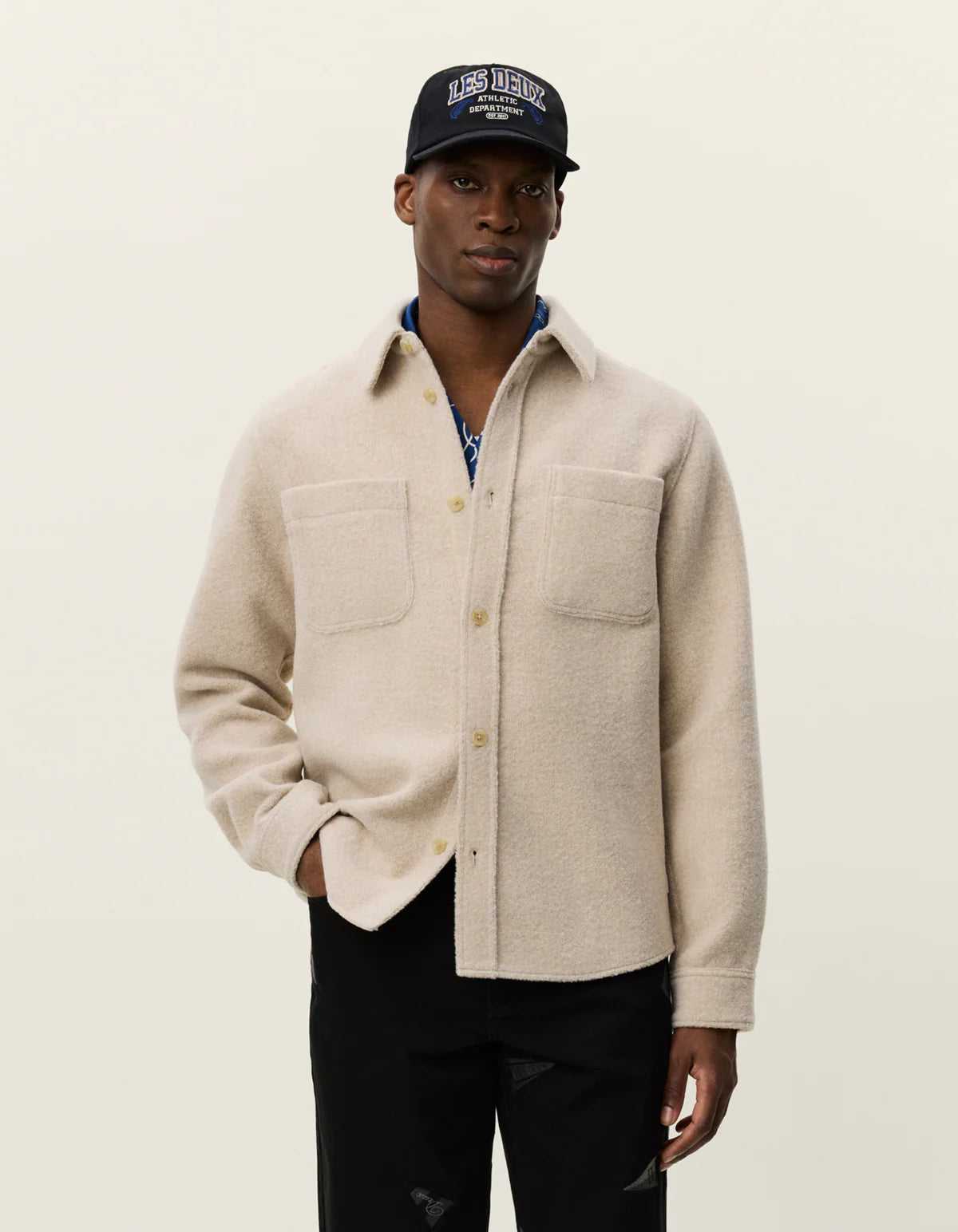 les-deux-miesten-paitatakki-lennon-boucle-overshirt-luonnonvalkoinen-4
