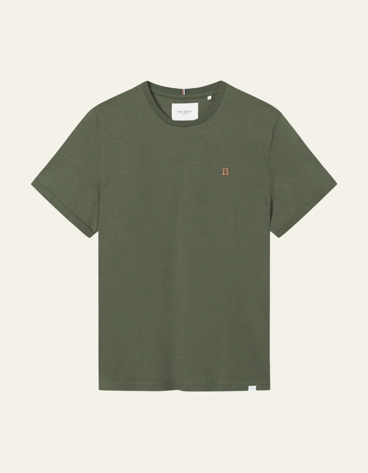 les-deux-miesten-t-paita-norregaard-t-shirt-armeijanvihrea-1