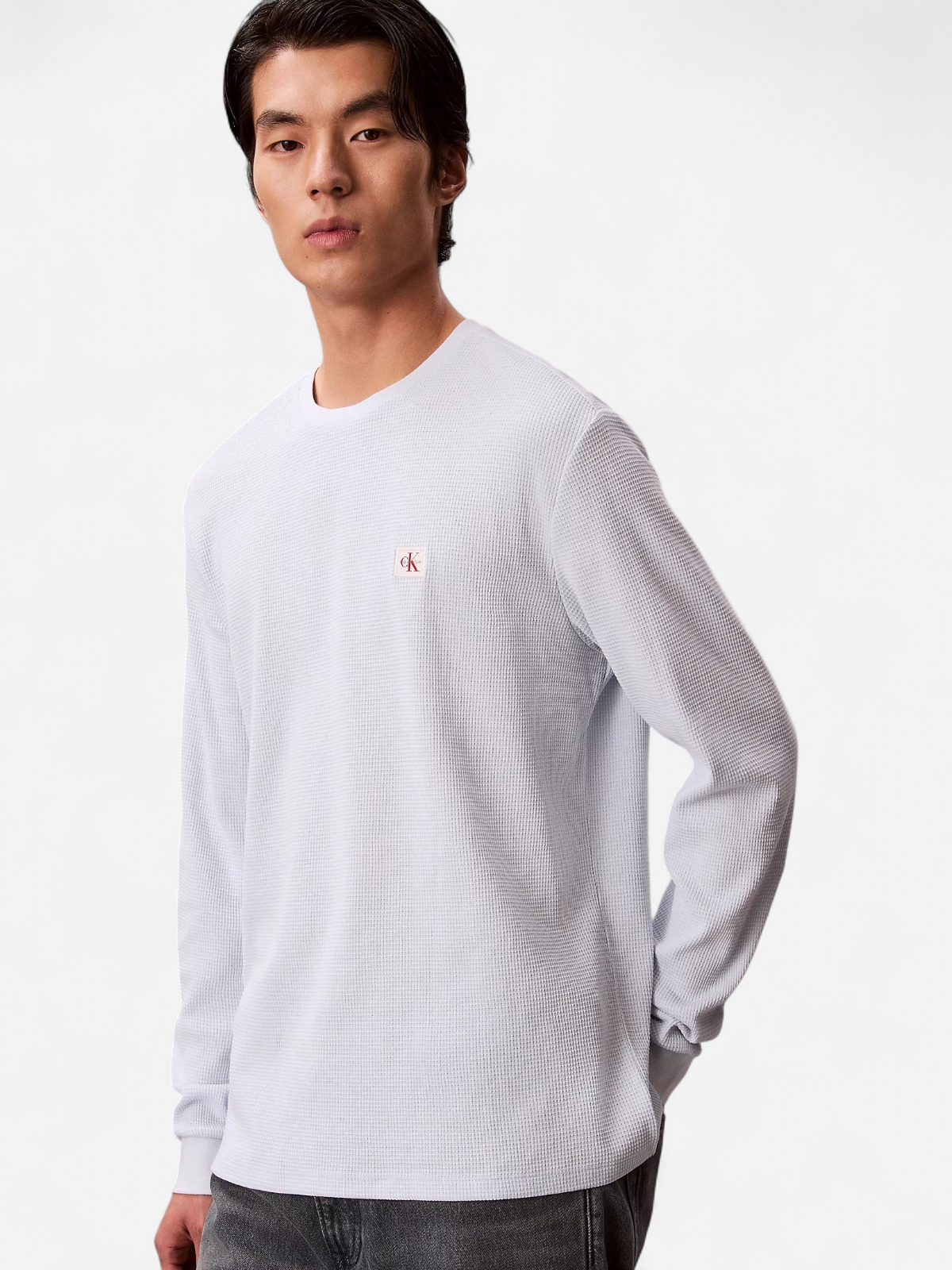 Calvin Klein Jeans miesten pitkähihainen paita LS Waffle Badge Crenwnk Tee, vaaleansininen - Kekäle.fi