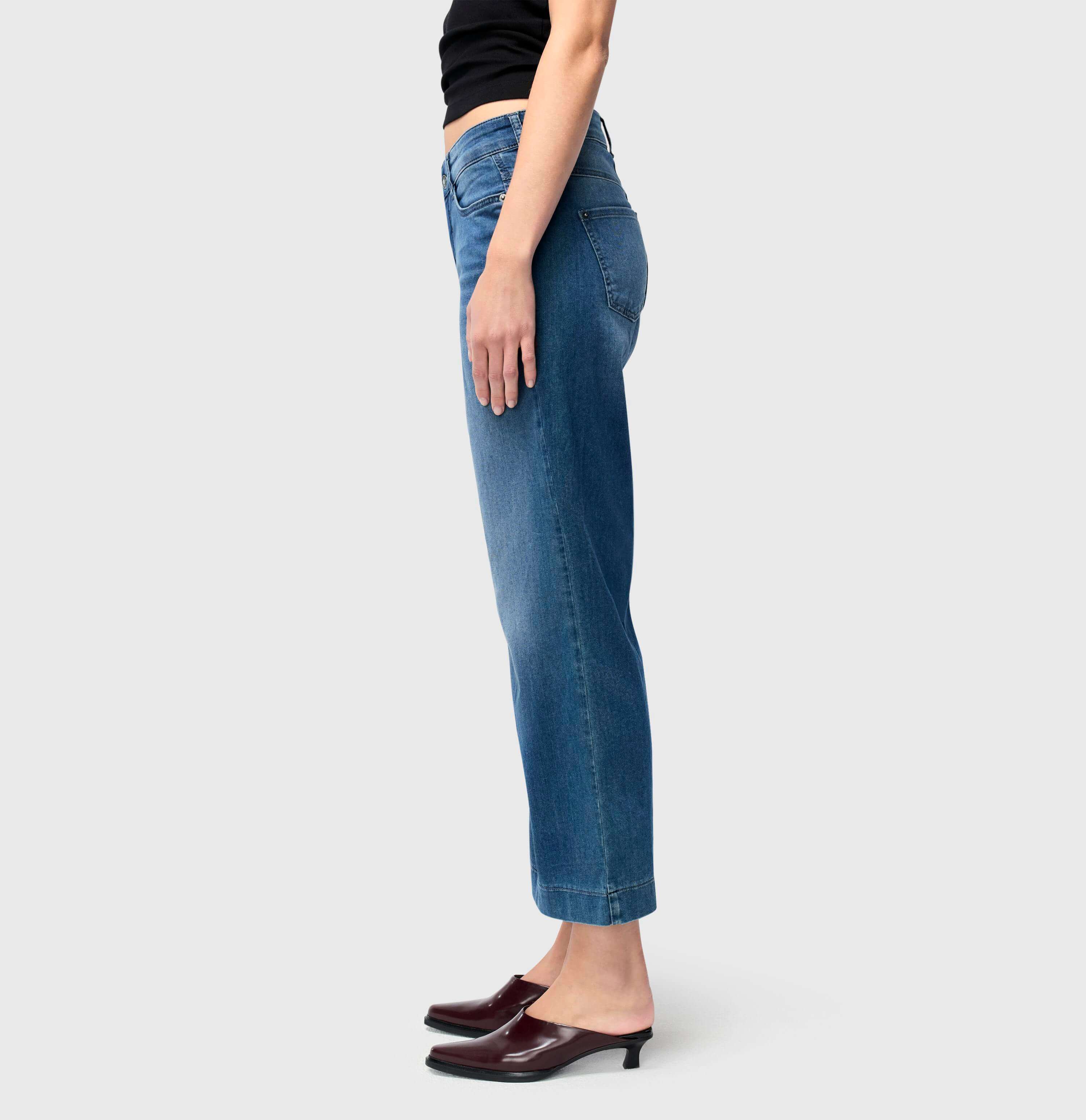 mac-naisten-farkut-dream-wide-cropped-indigo-5