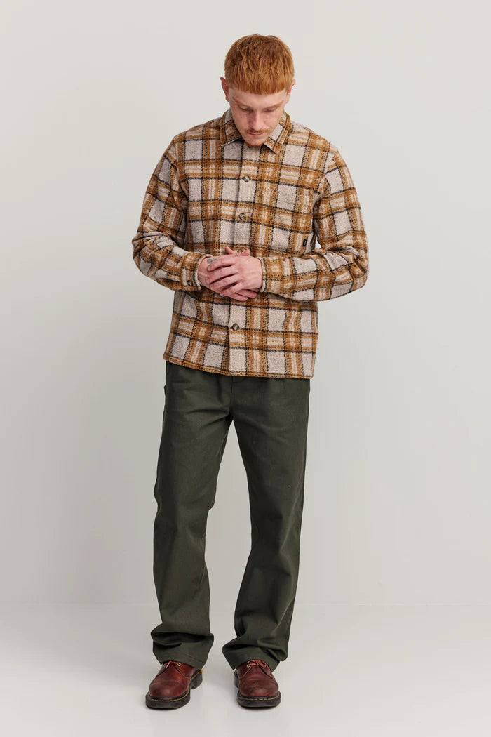 makia-miesten-overshirt-takki-irving-overshirt-beige-2