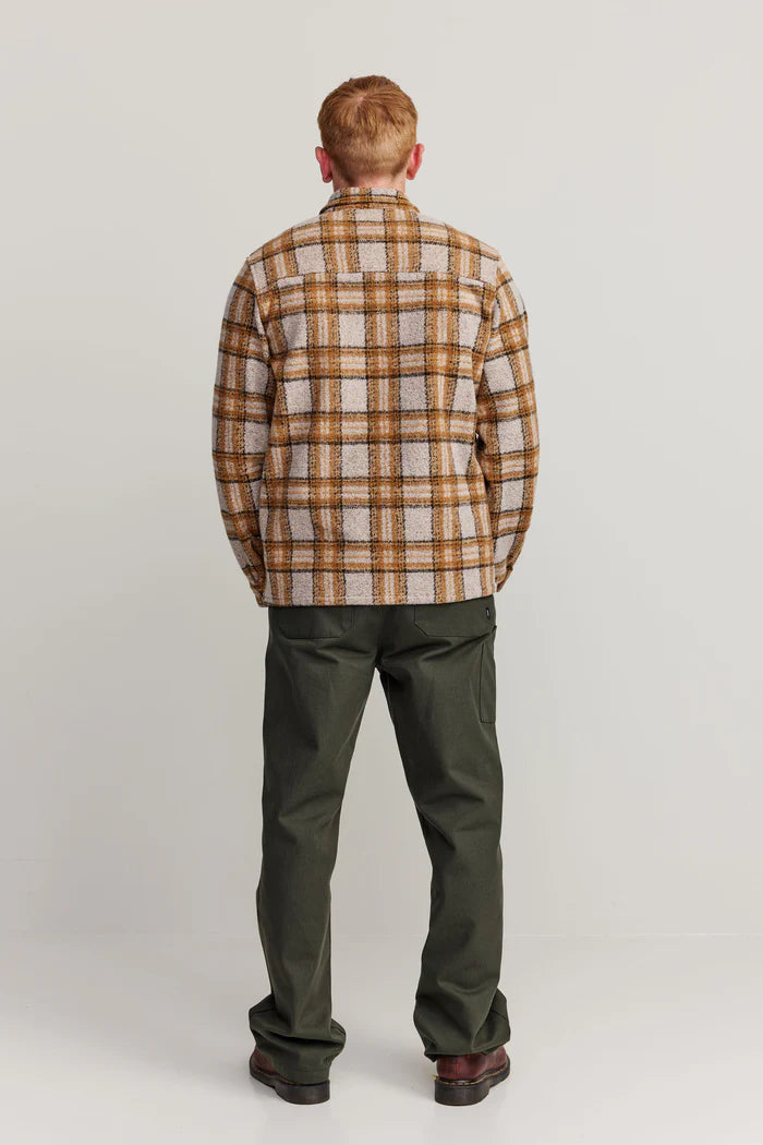 makia-miesten-overshirt-takki-irving-overshirt-beige-4