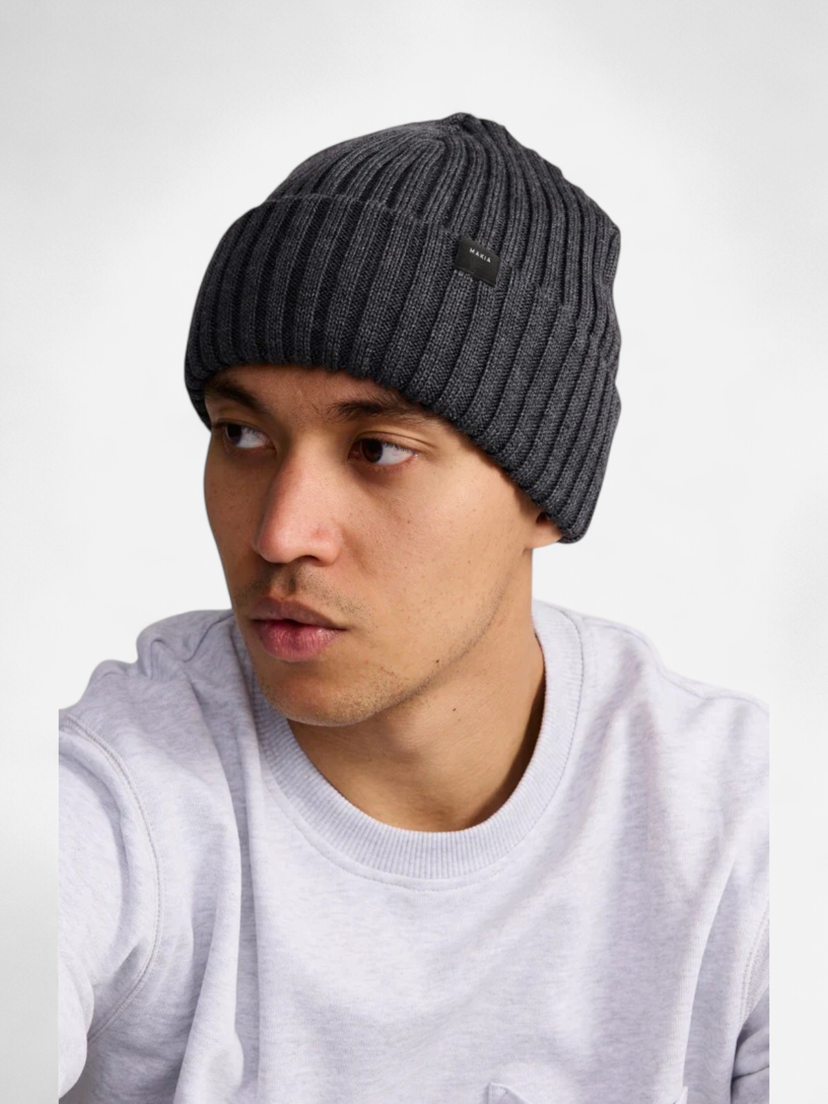Makia Miesten Pipo, EERIK BEANIE Tummanharmaa - Kekäle.fi