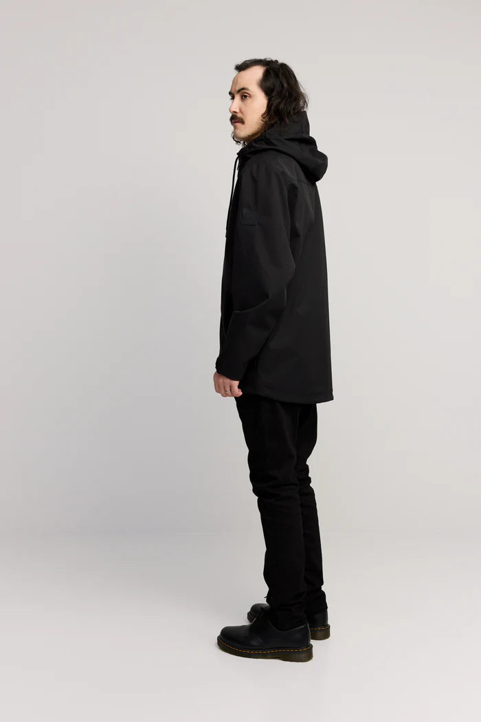 makia-miesten-takki-oak-jacket-5000m-waterrepel-musta-3