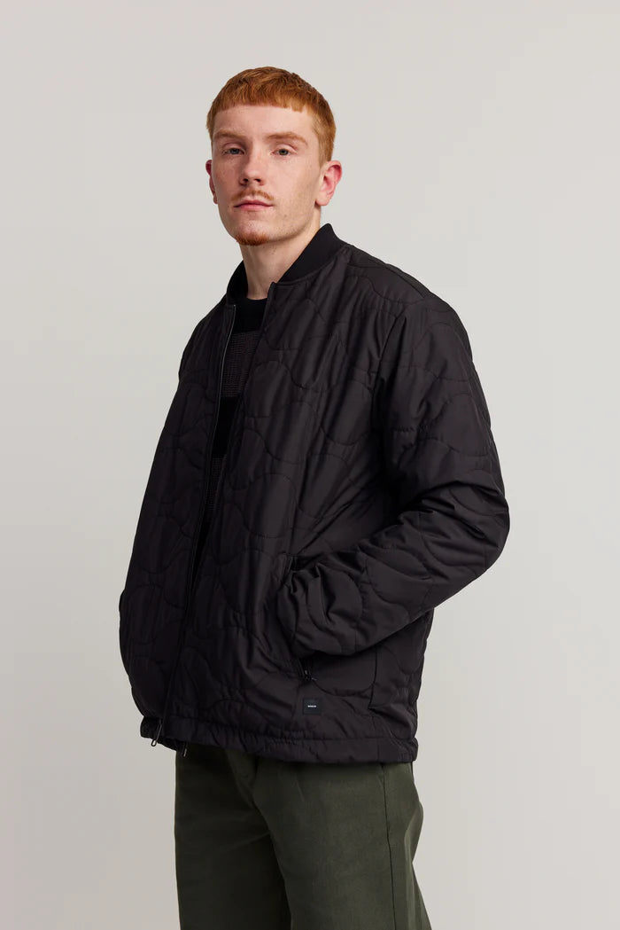 makia-miesten-tikkitakki-husky-jacket-musta-2