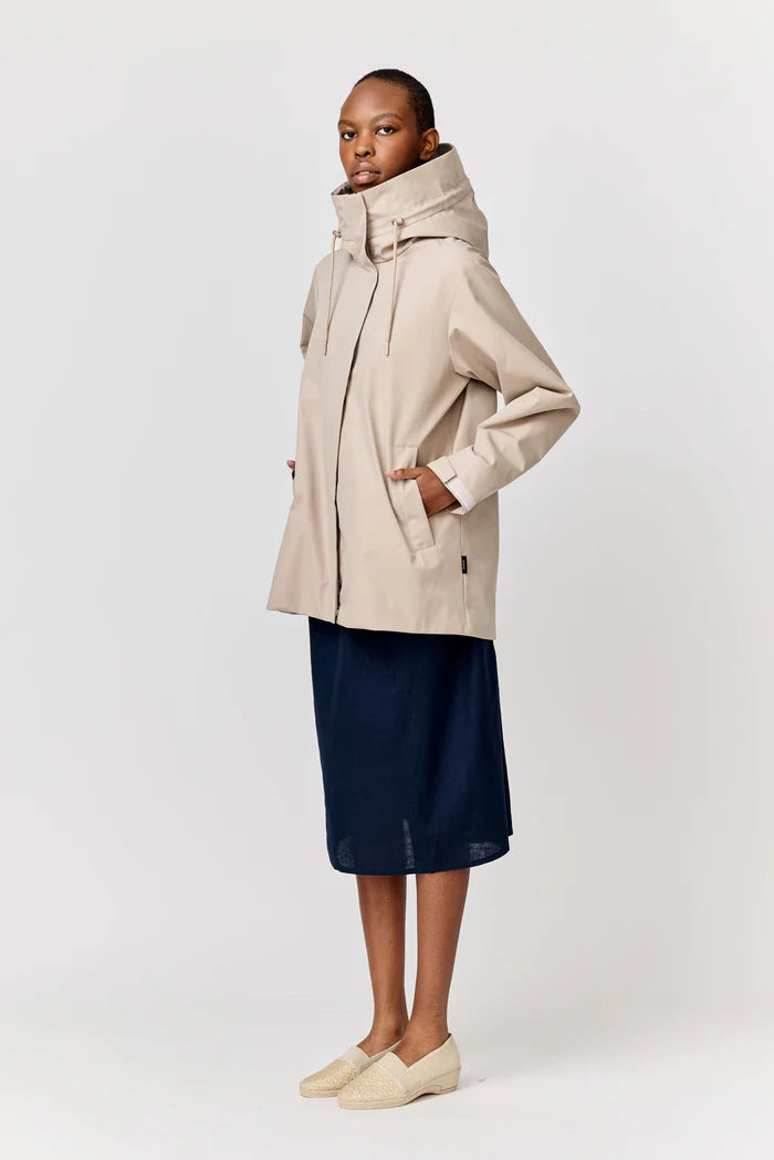 makia-naisten-takki-ella-jacket-hiekka-2