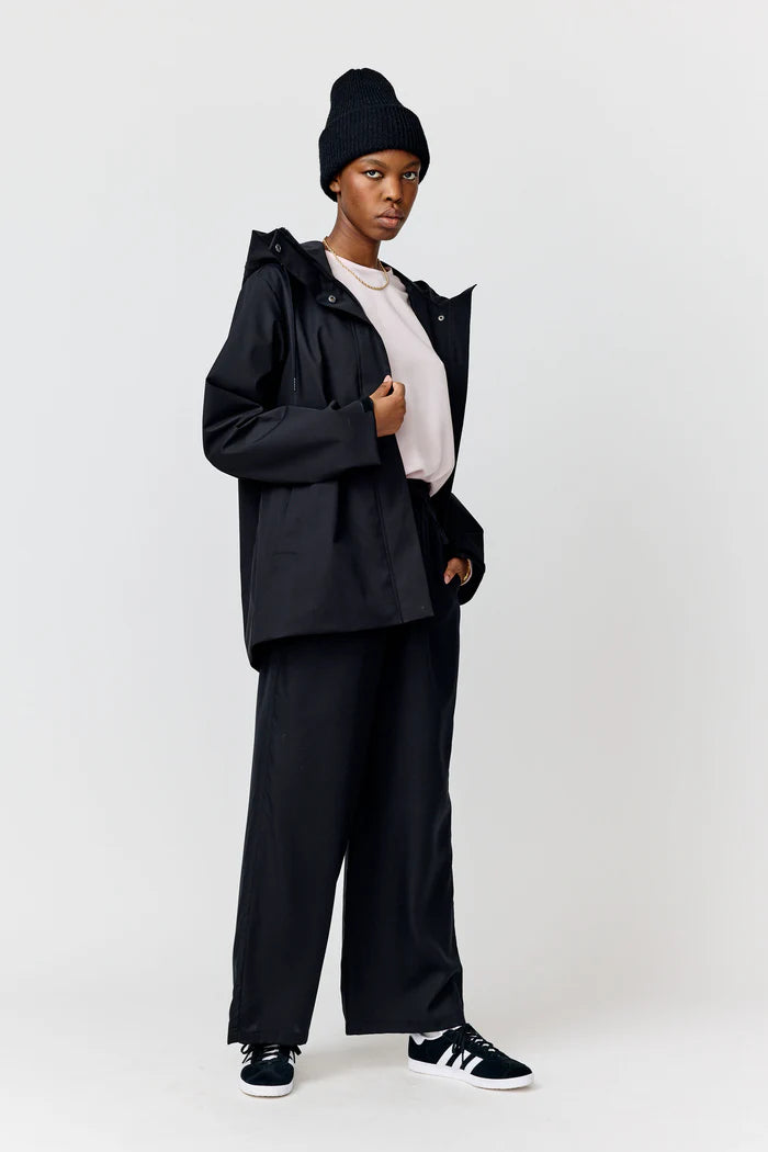 makia-naisten-takki-ella-jacket-musta-1